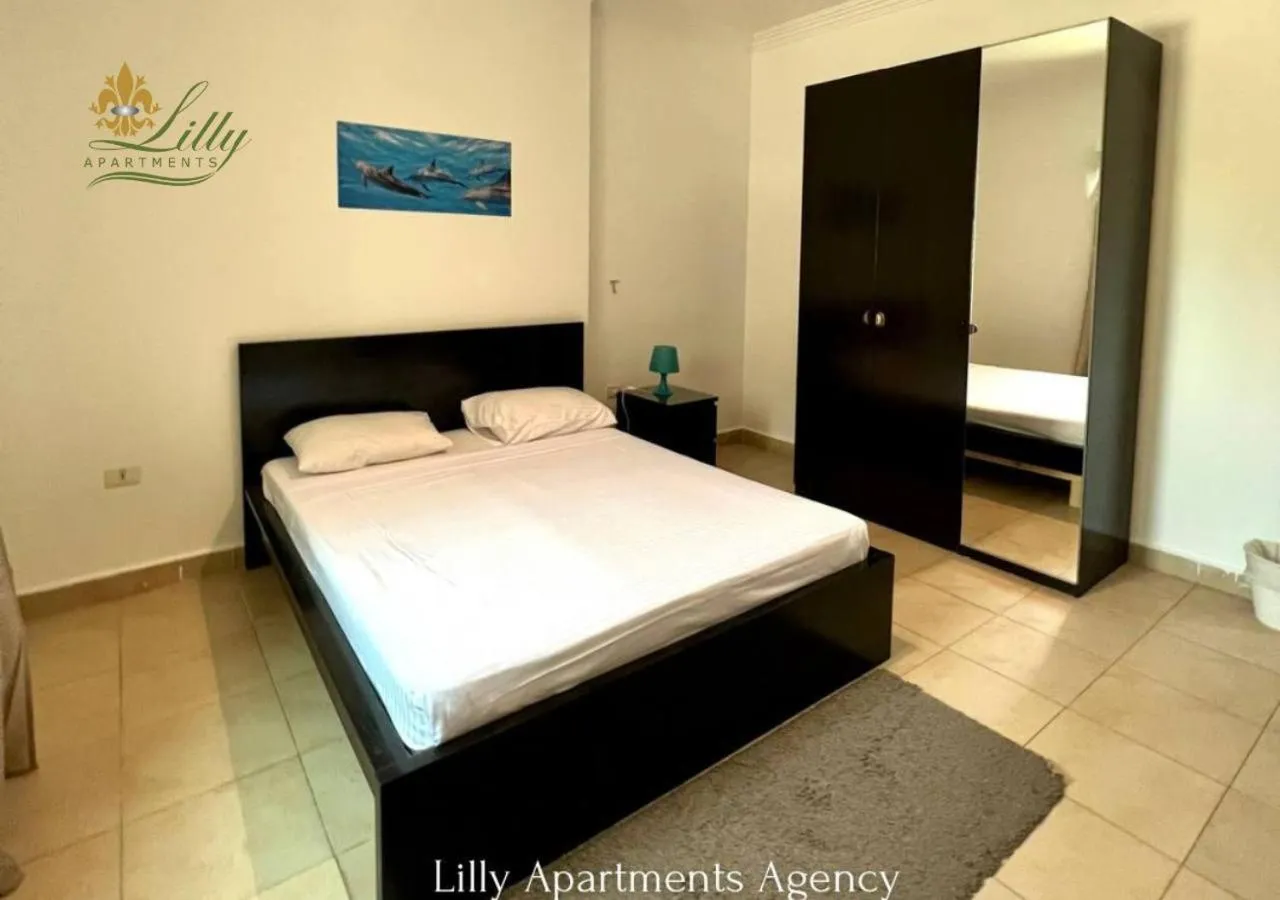 Bed in Lilly Apartments