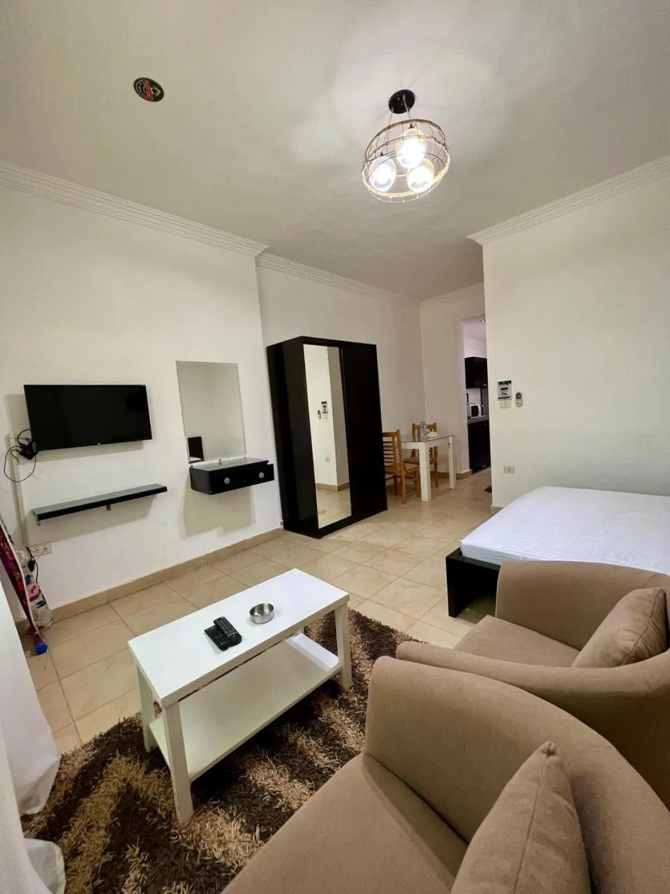 Photo of the whole room, Bed in Lilly Apartments