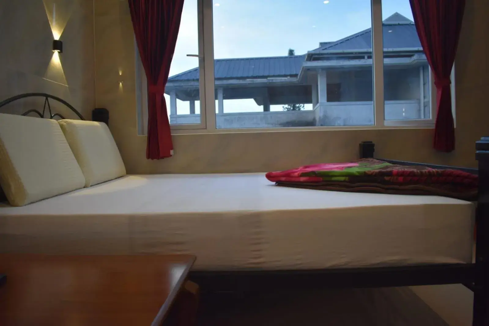 Deluxe Double or Twin Room in Sri Nandha Luxury Comforts Deluxe Double or Twin Room in Sri Nandha Luxury Comforts