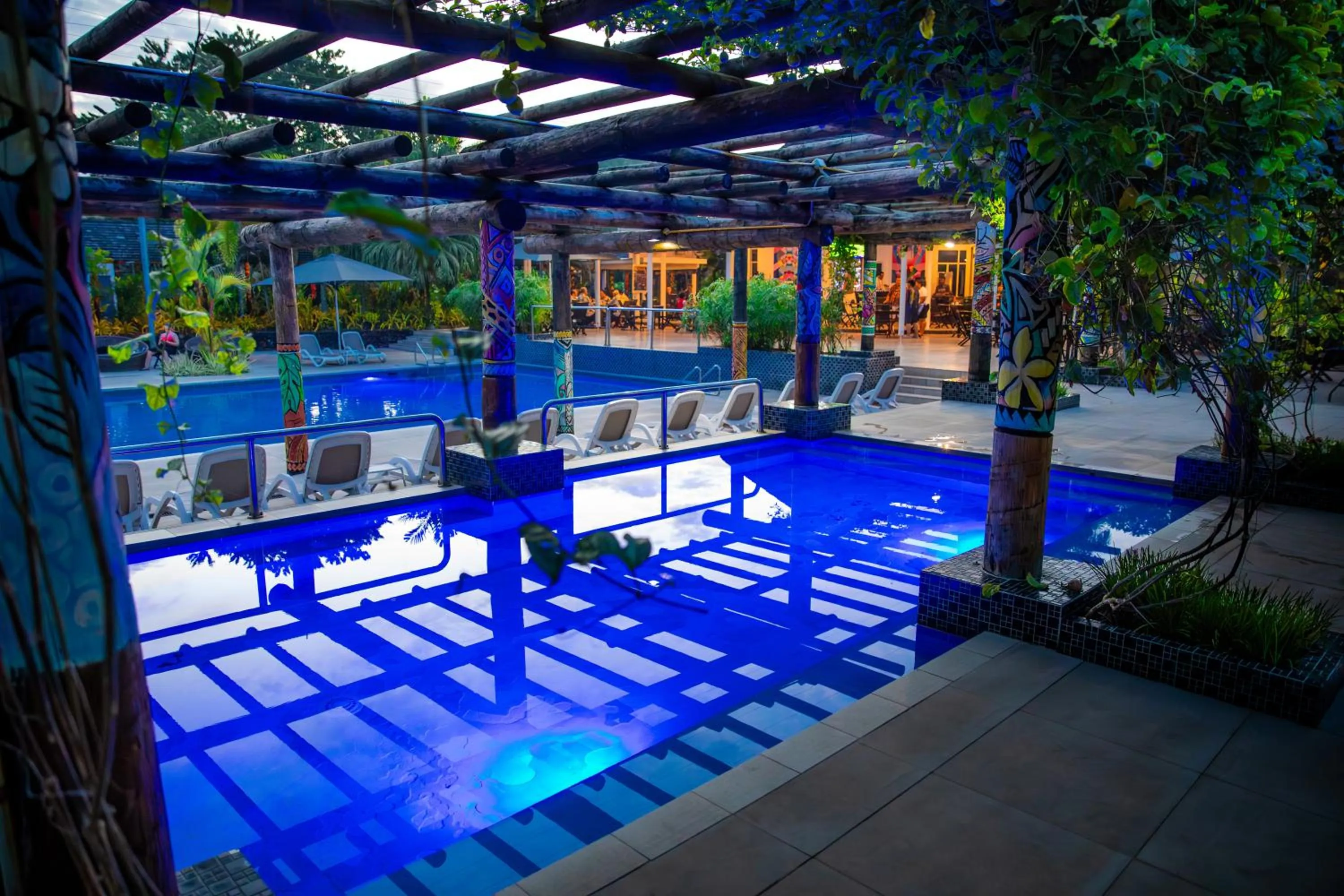 Swimming pool in Tanoa Tusitala Hotel