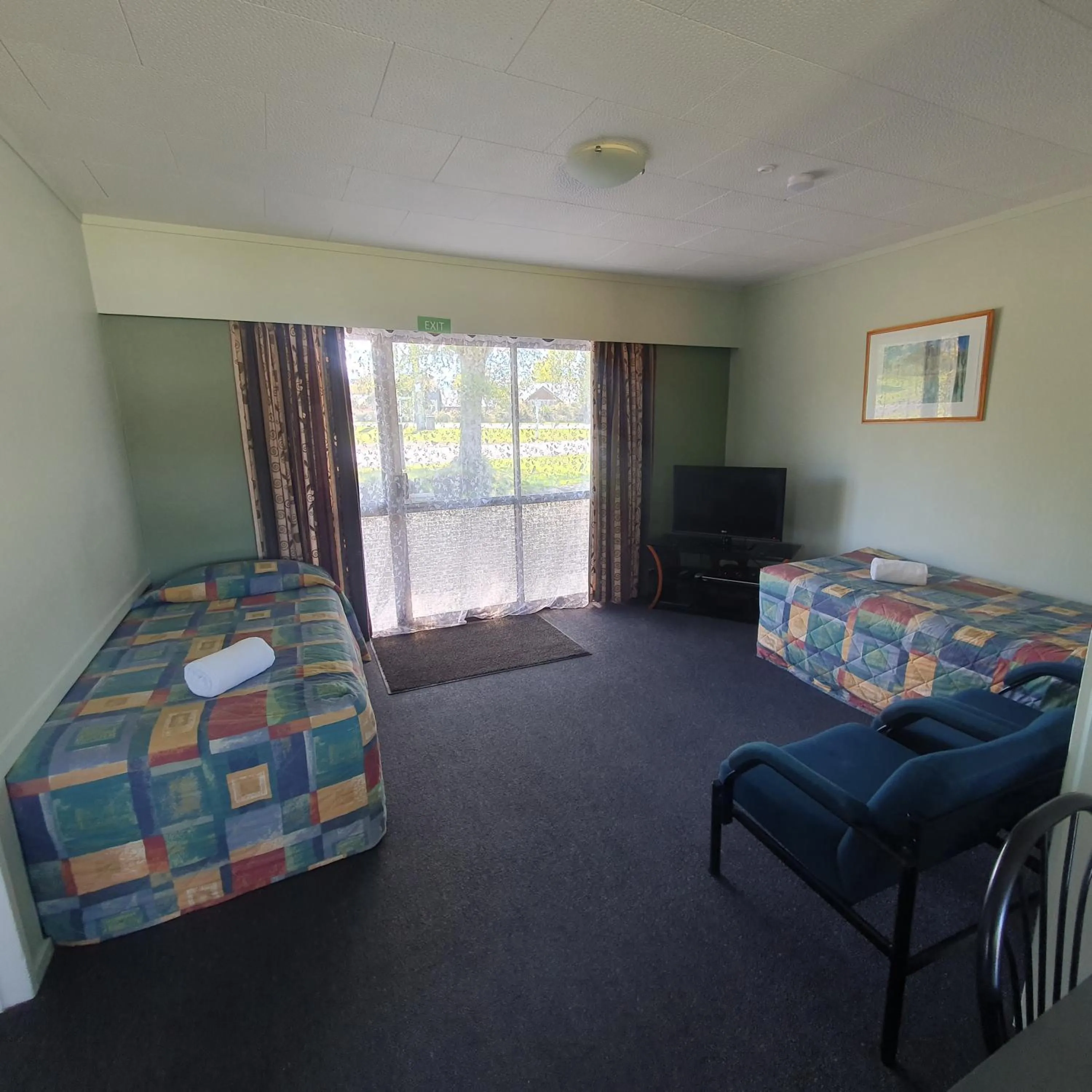 Bed in Ohakune Court Motel