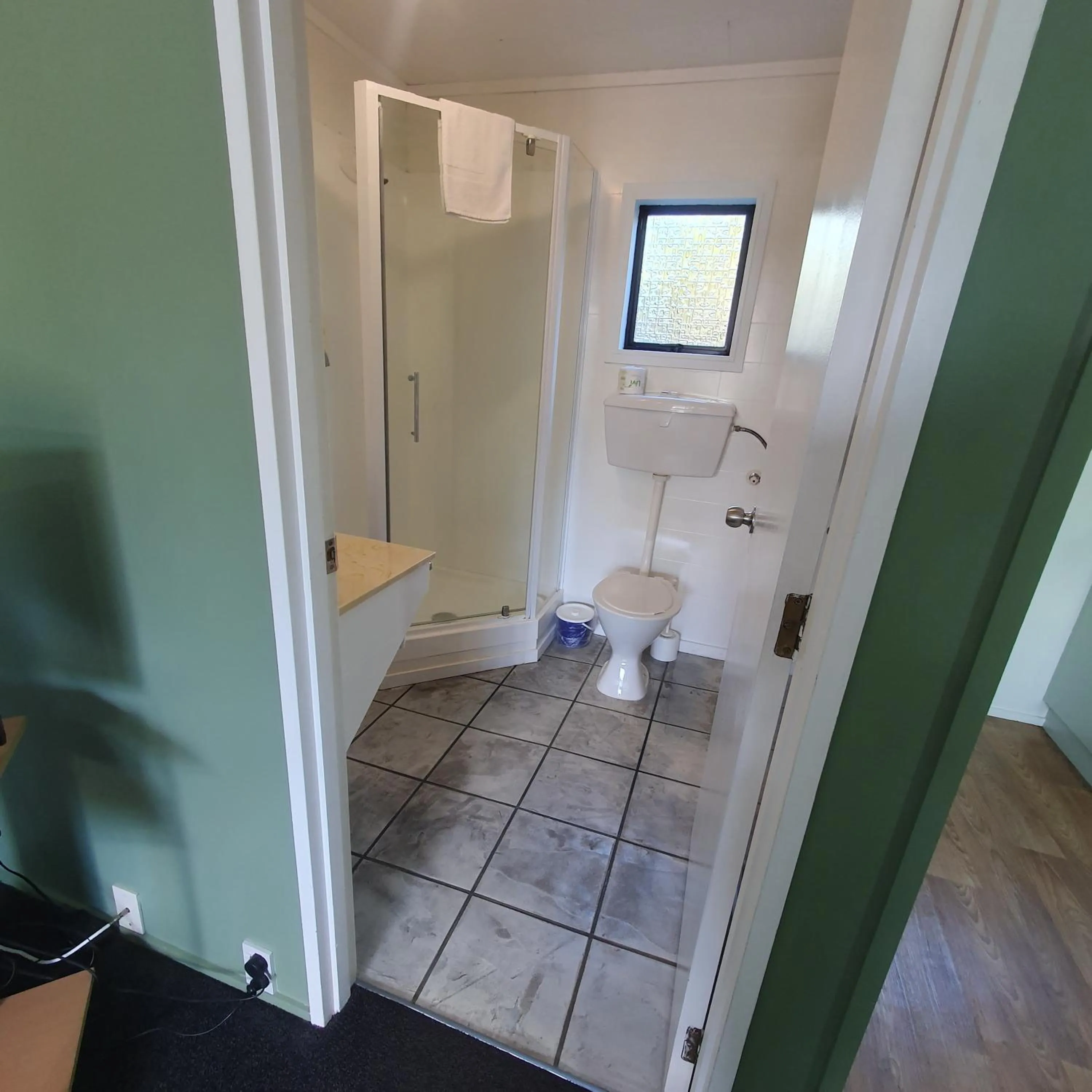 Bathroom in Ohakune Court Motel