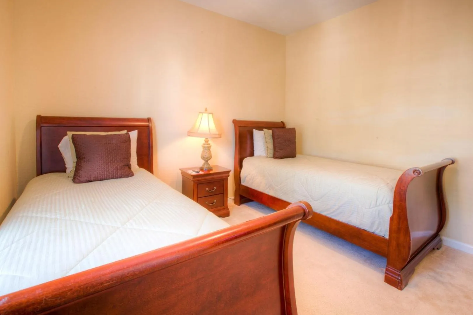 Other, Bed in Lovely Third-Floor Vista Cay Resort Condo