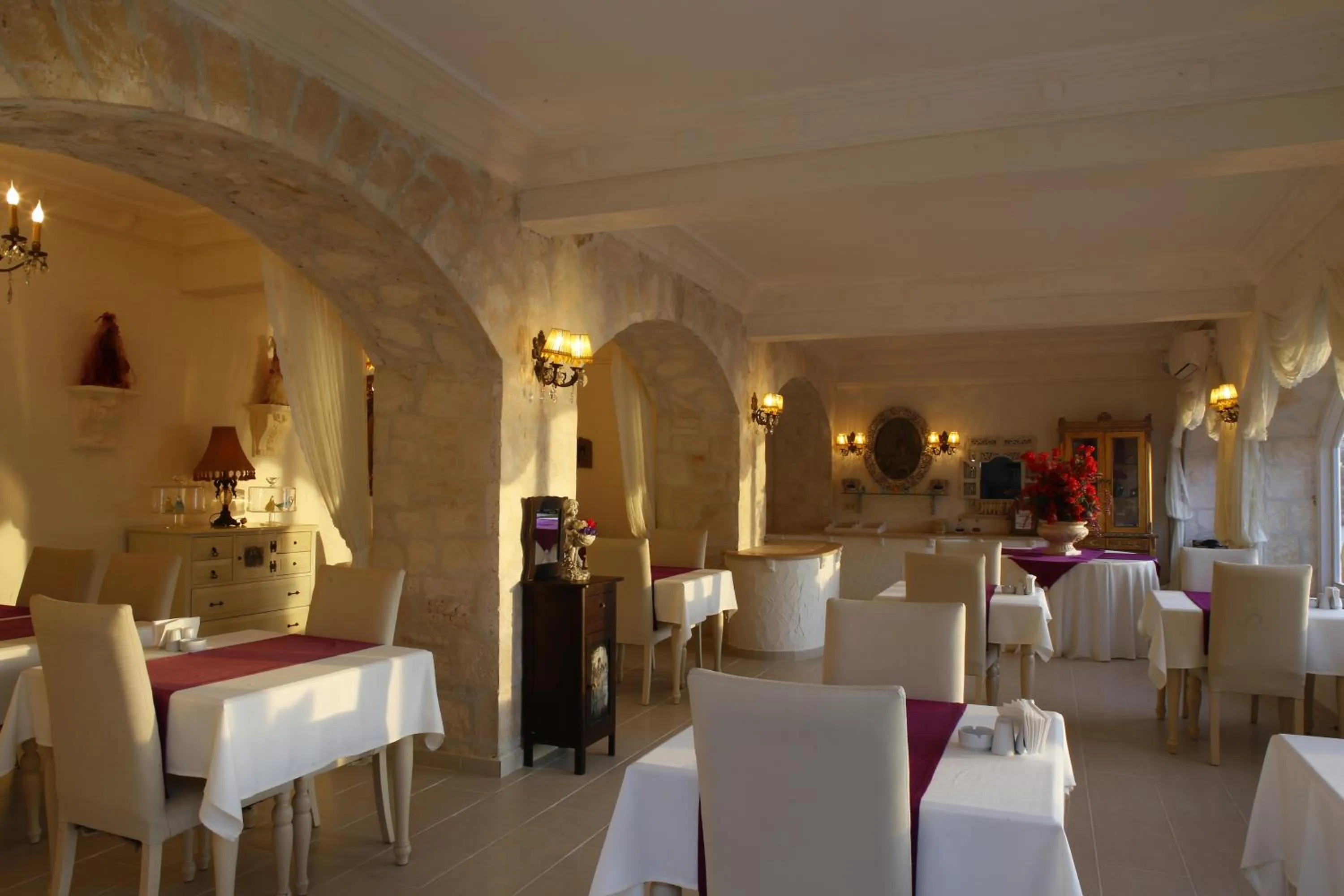 Restaurant/places to eat in Lukka Exclusive Hotel – Adult Only +12