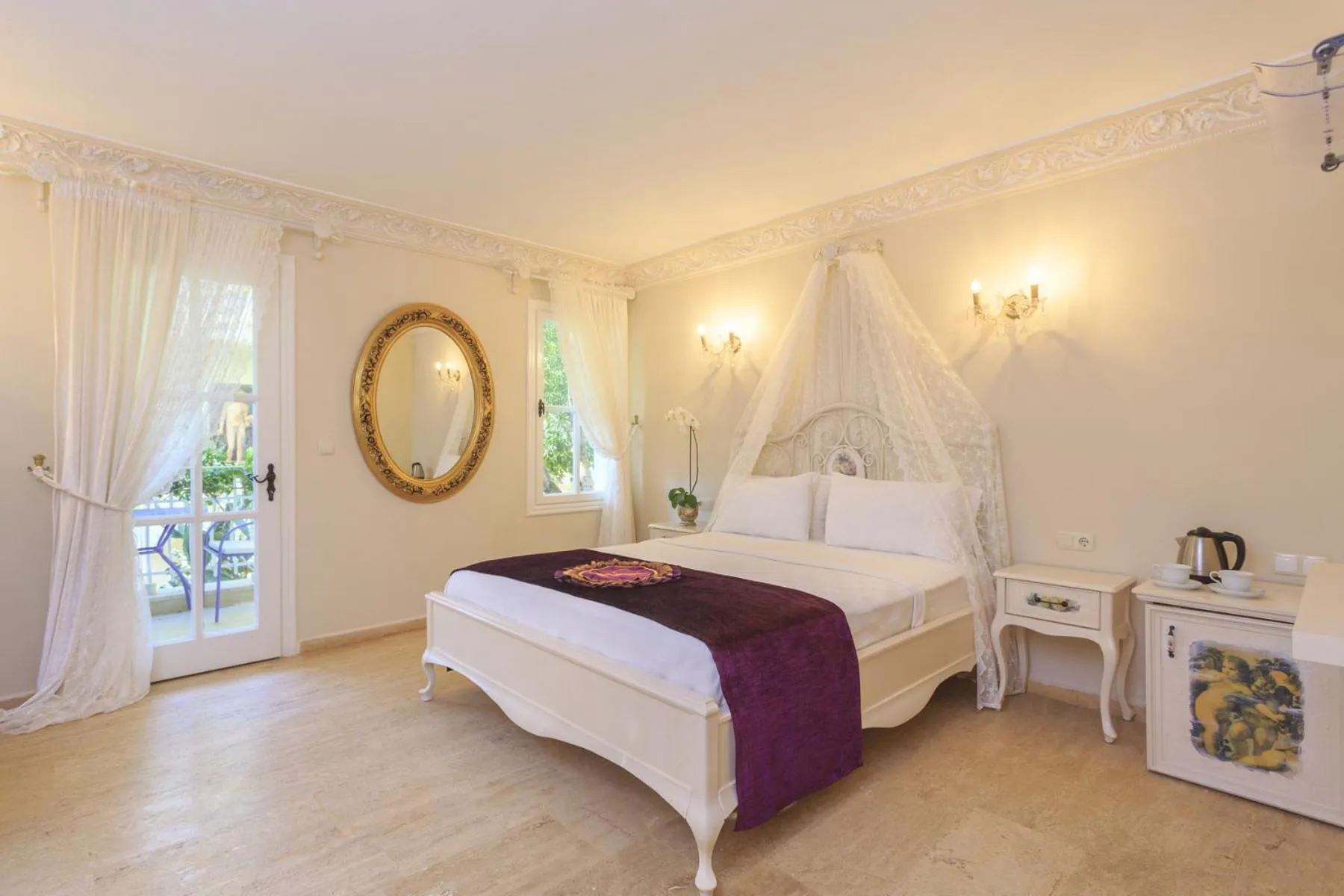 Massage, Bed in Lukka Exclusive Hotel – Adult Only +12