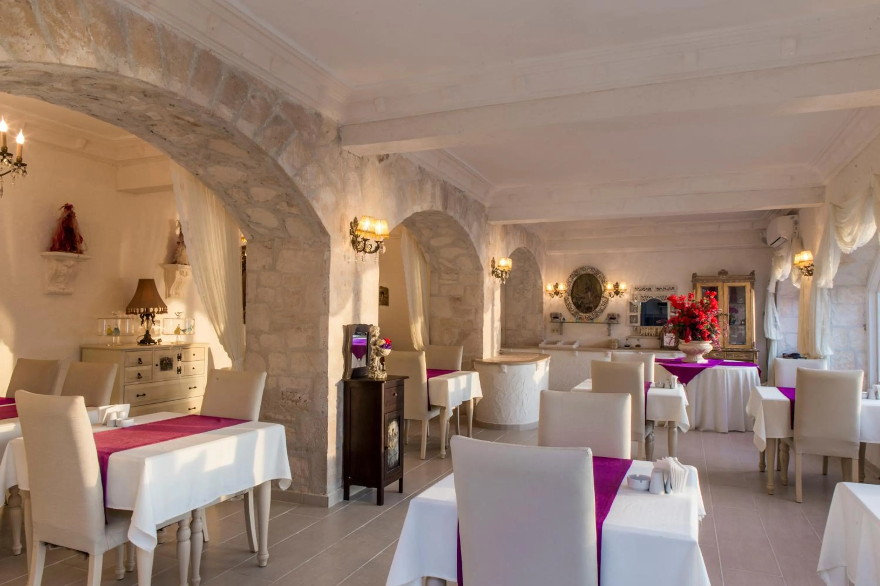 Restaurant/places to eat in Lukka Exclusive Hotel – Adult Only +12