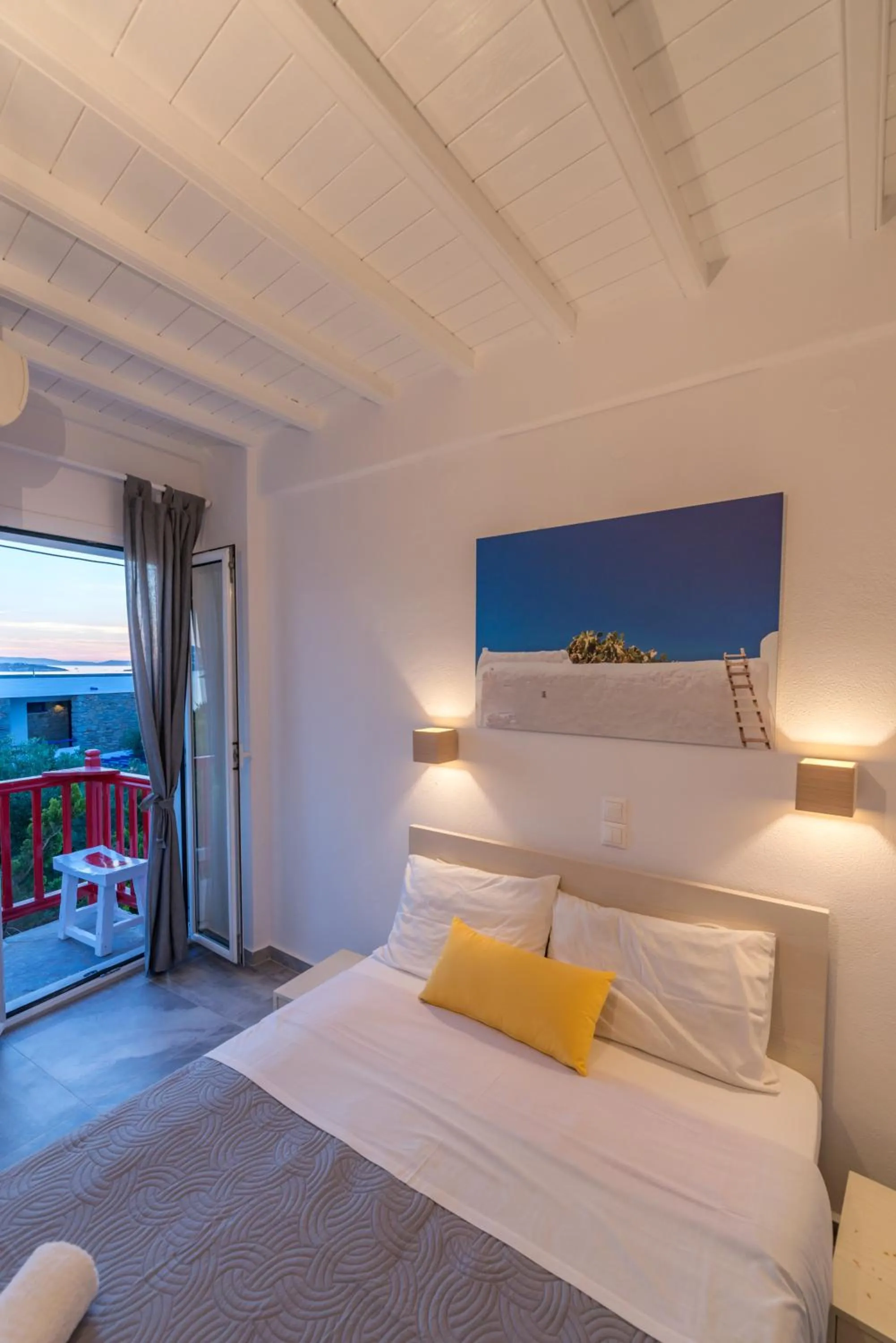 Sunrise, Bed in Orpheas Rooms