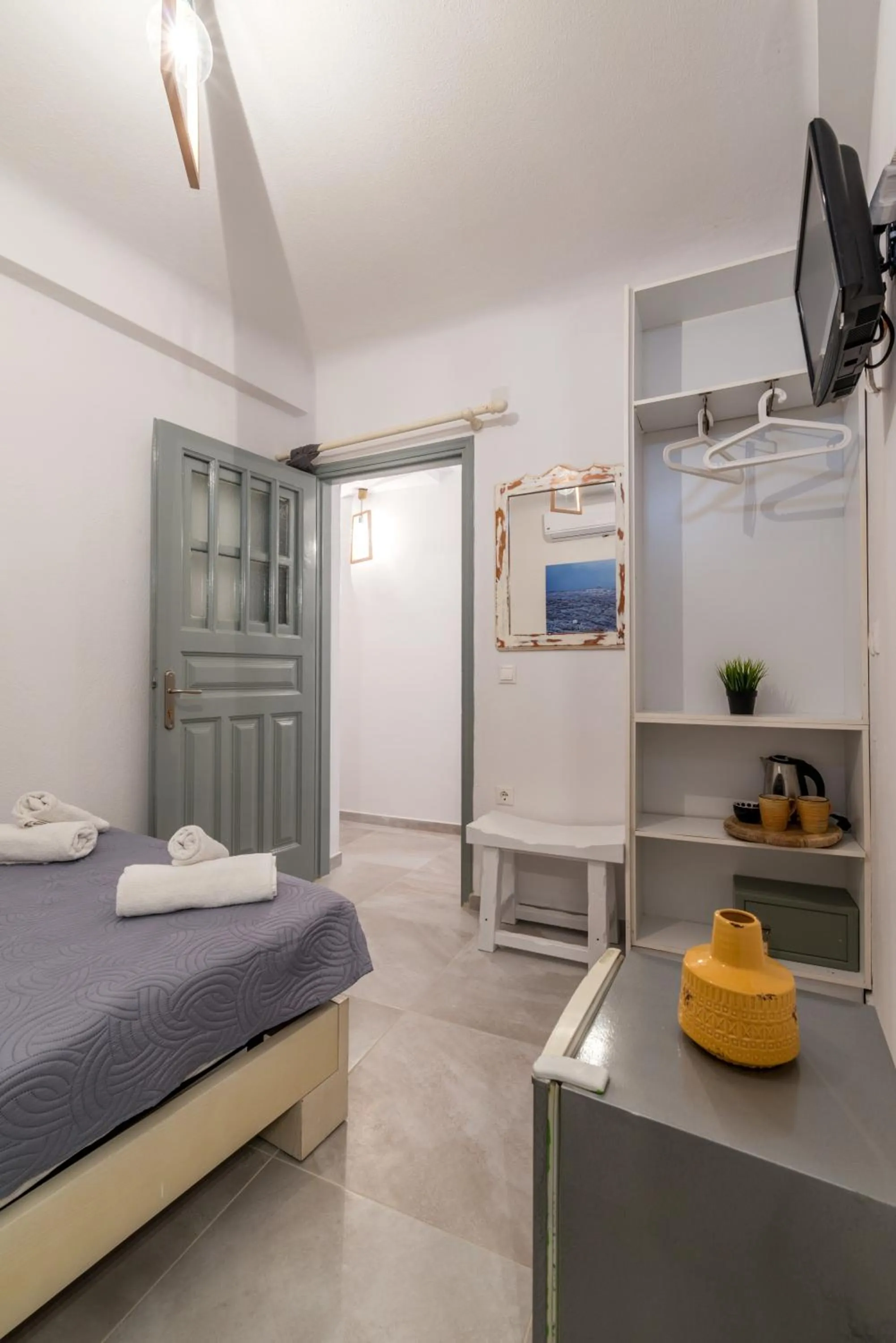 TV and multimedia, Bed in Orpheas Rooms