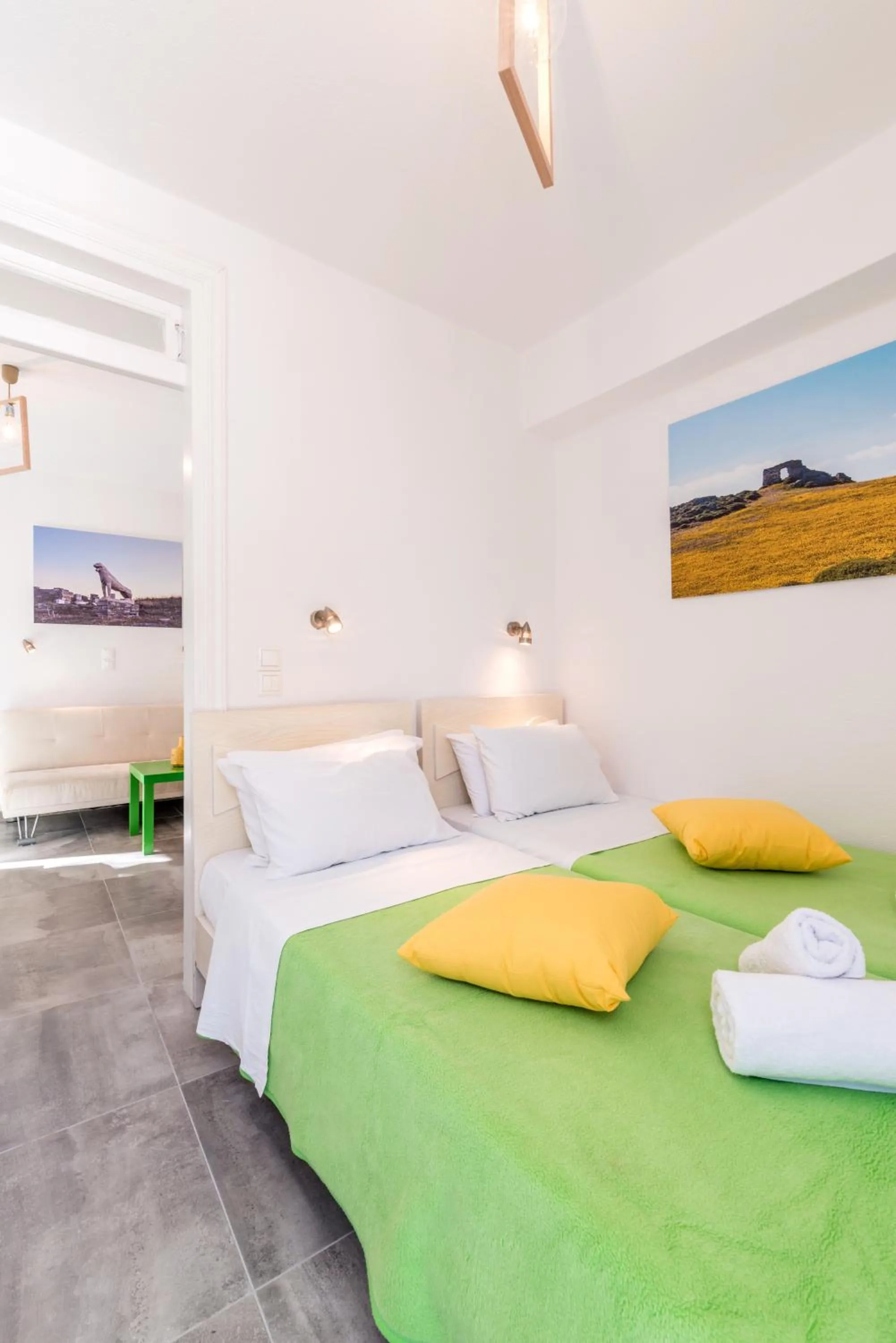 Photo of the whole room, Bed in Orpheas Rooms