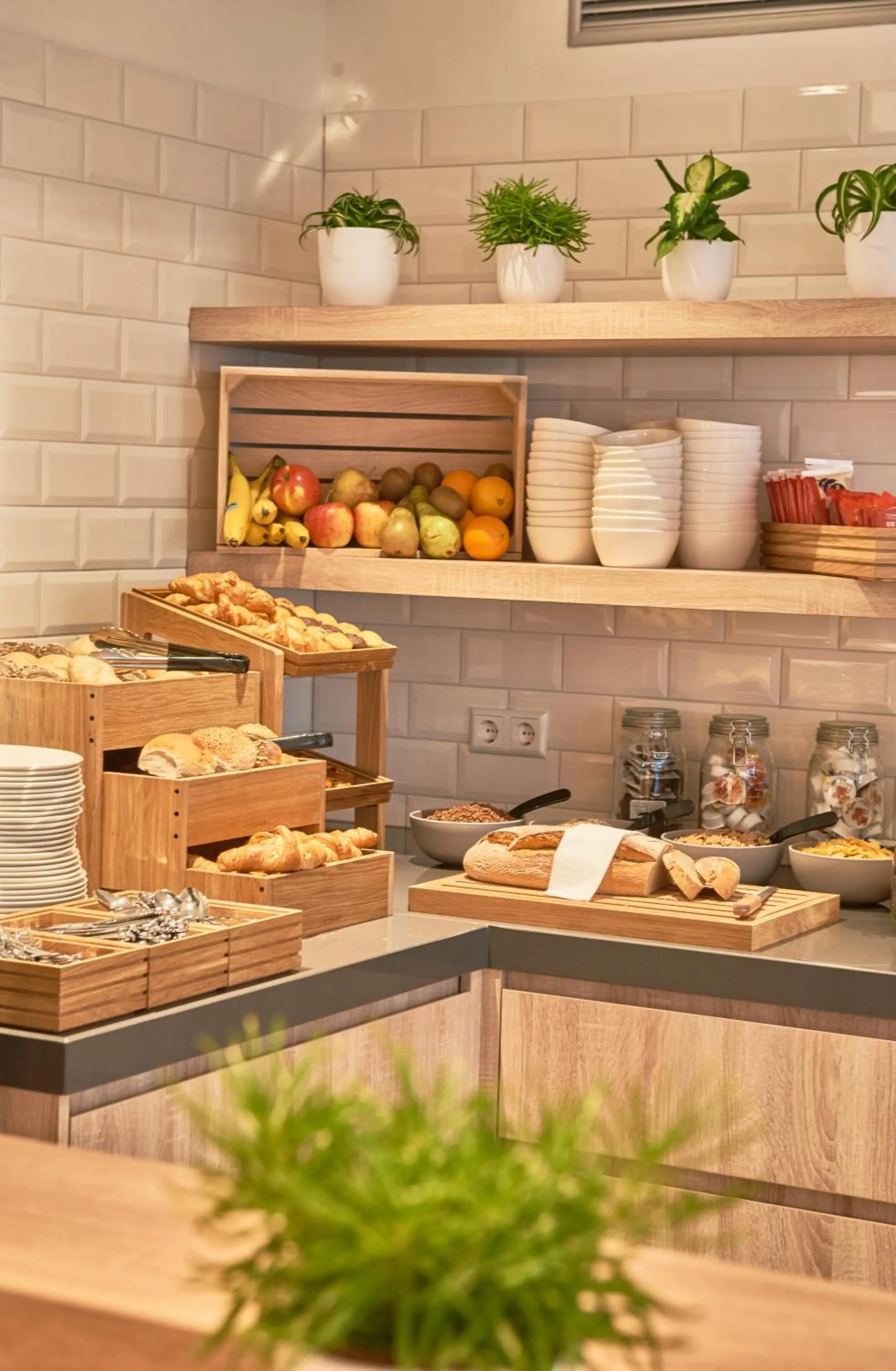 Breakfast in Holiday Inn Express Amsterdam - City Hall by IHG