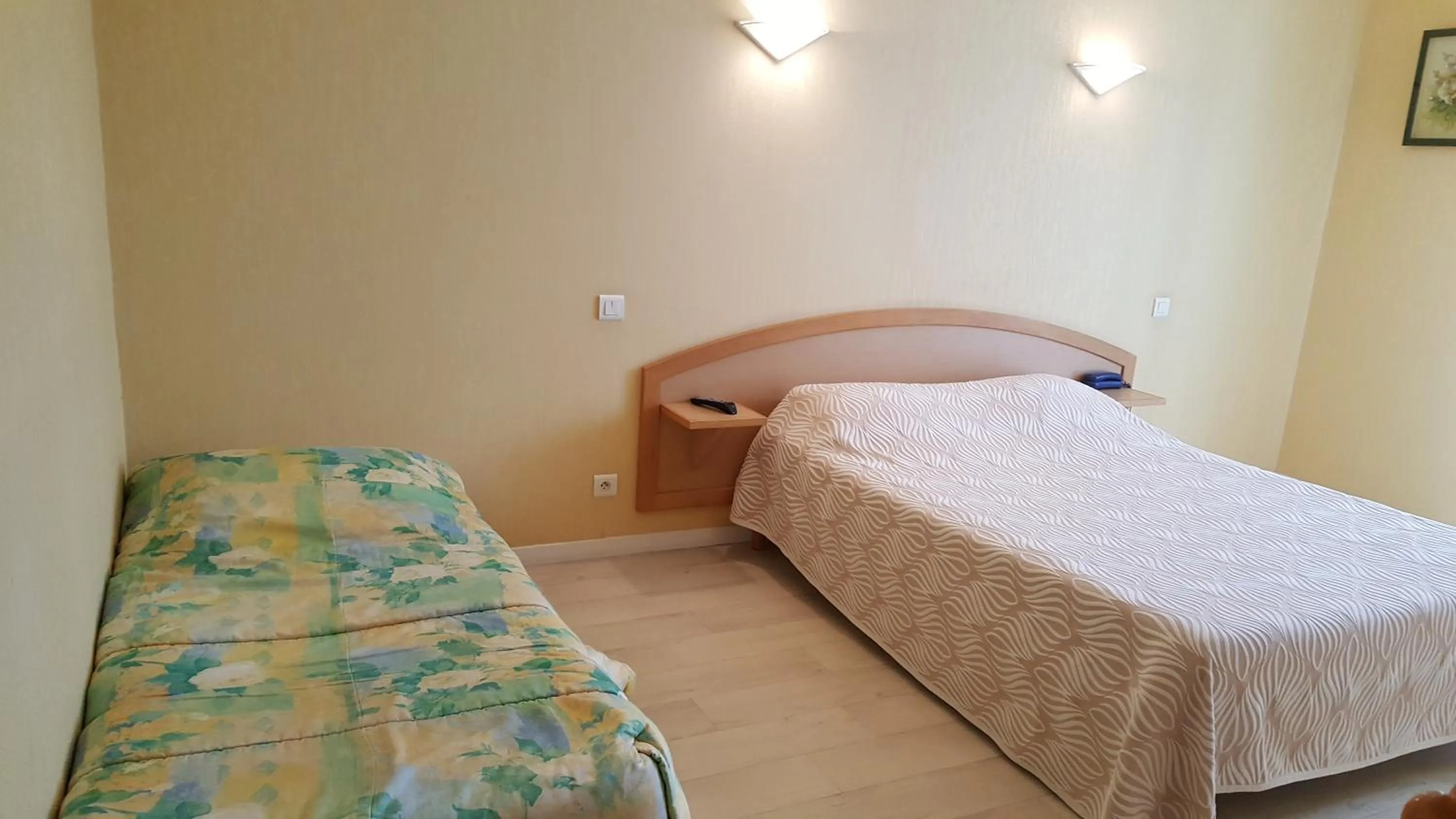 Bedroom, Bed in Hotel La Renaissance