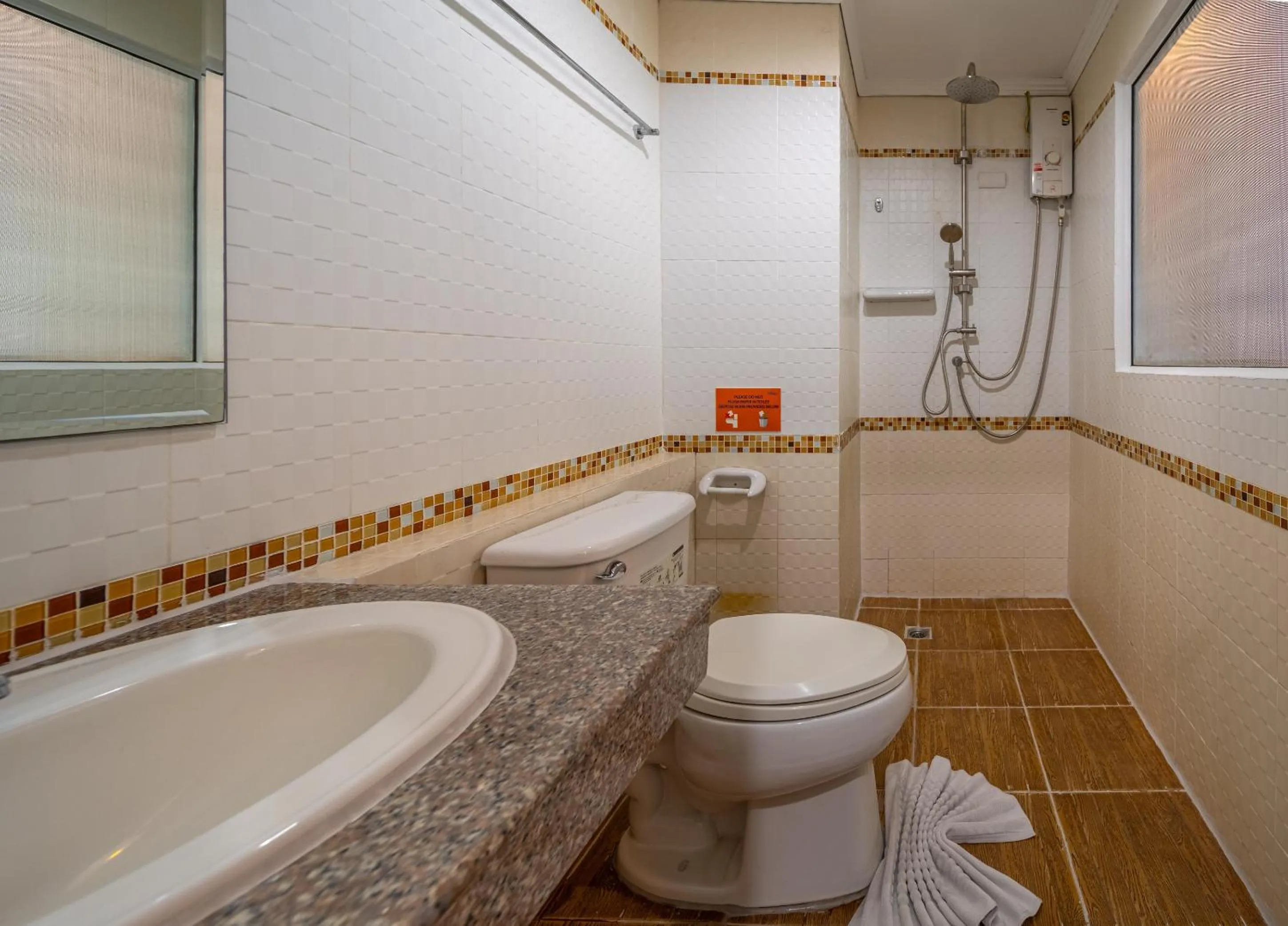 Bathroom in FunDee Boutique Hotel