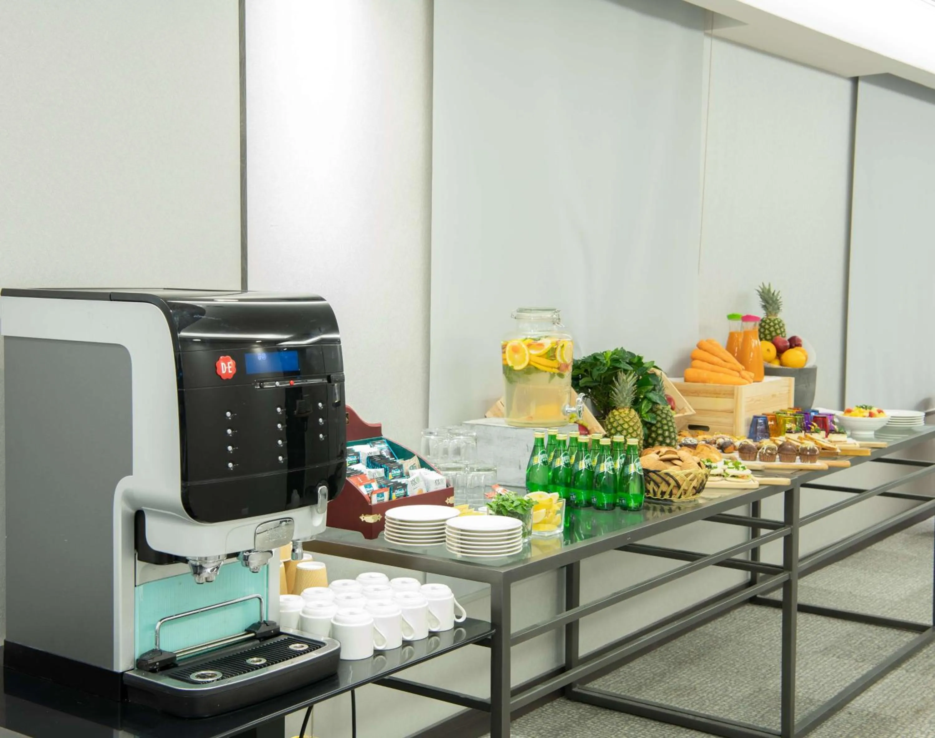 Food and drinks in Park Inn by Radisson Jubail Industrial City