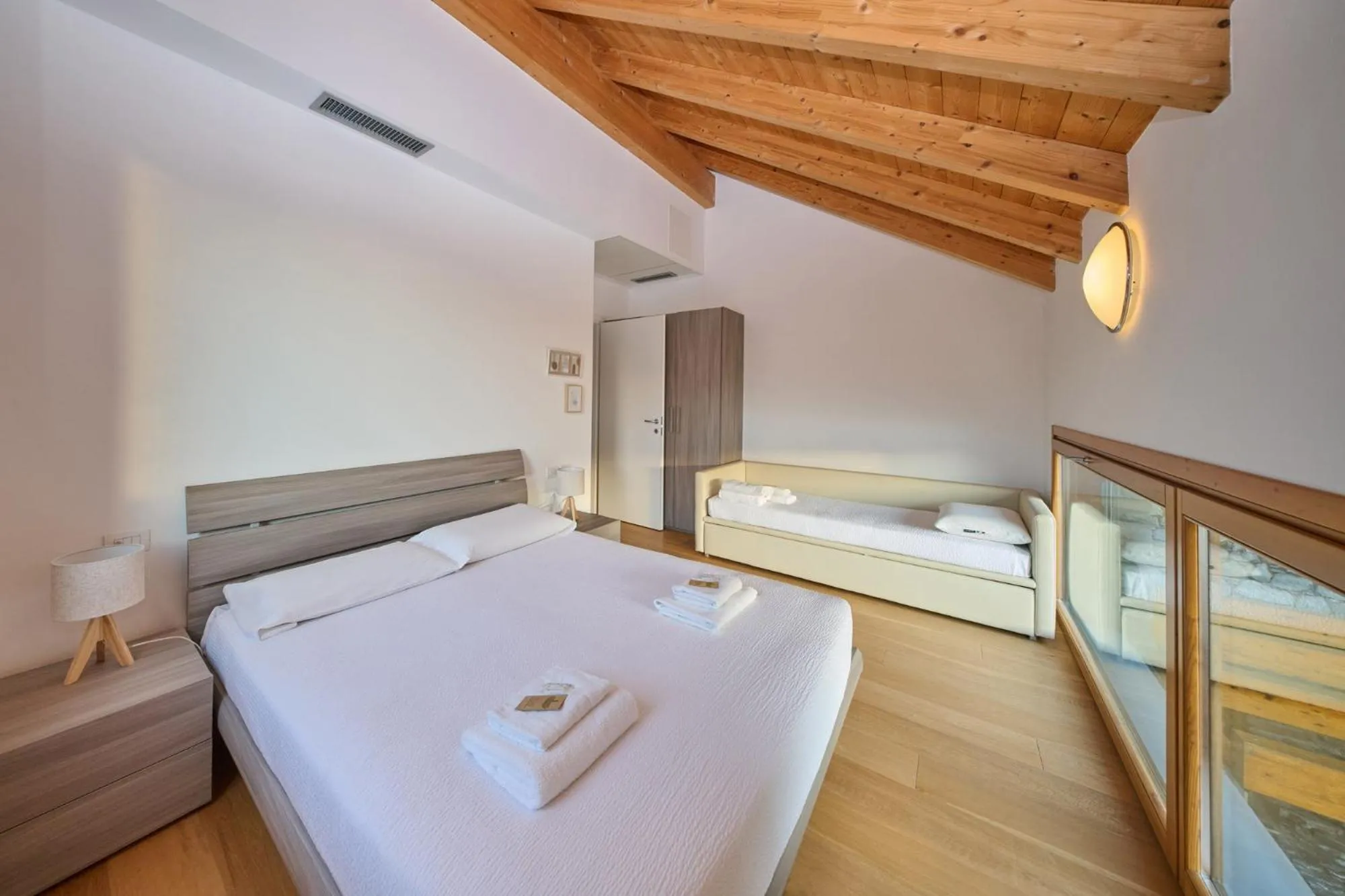 Bed in Paradiso del lago