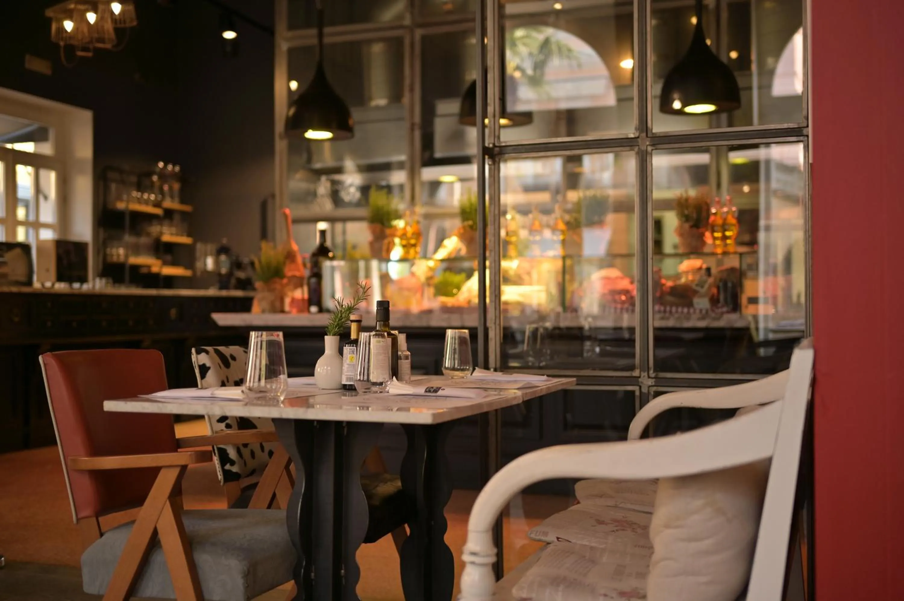 Food and drinks in Hotel Continental