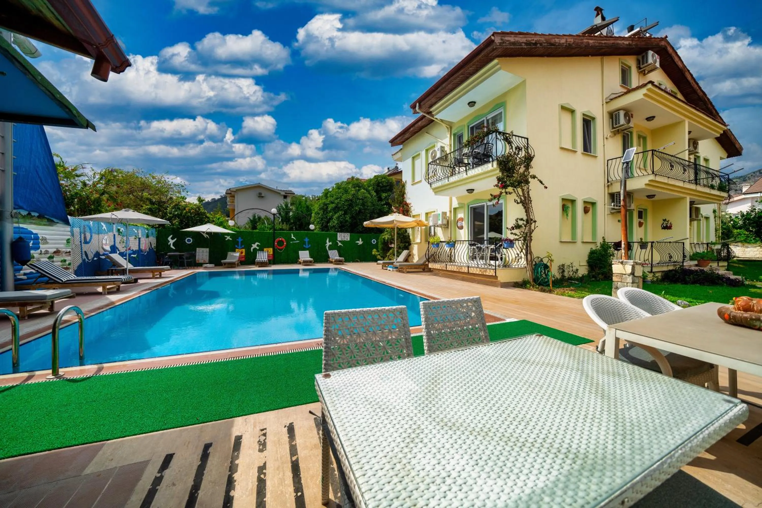 Property building in Dedeminn Garden Hotel