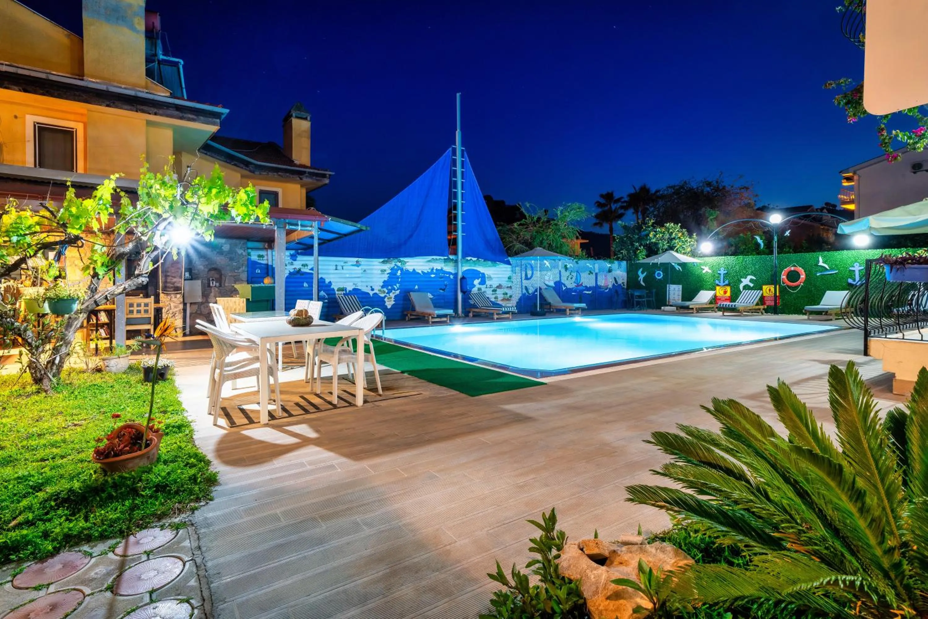 Property building in Dedeminn Garden Hotel