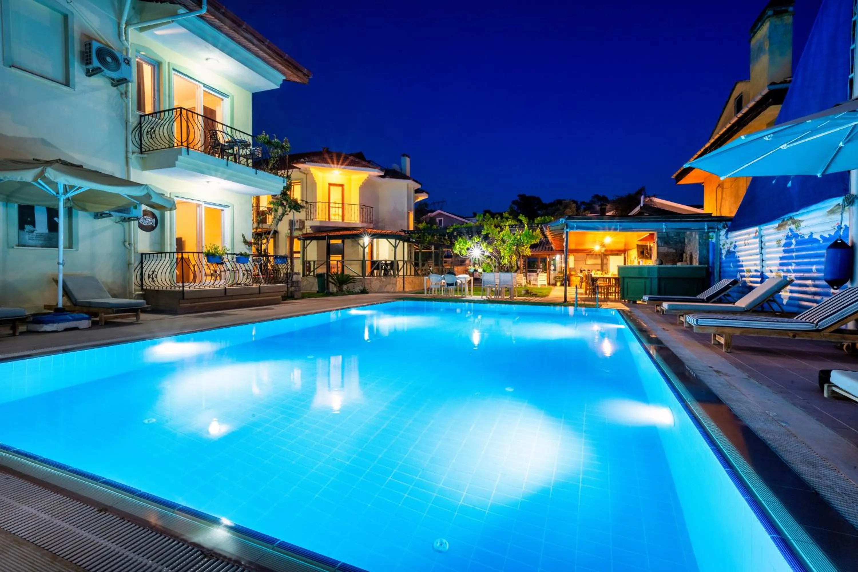 Property building in Dedeminn Garden Hotel