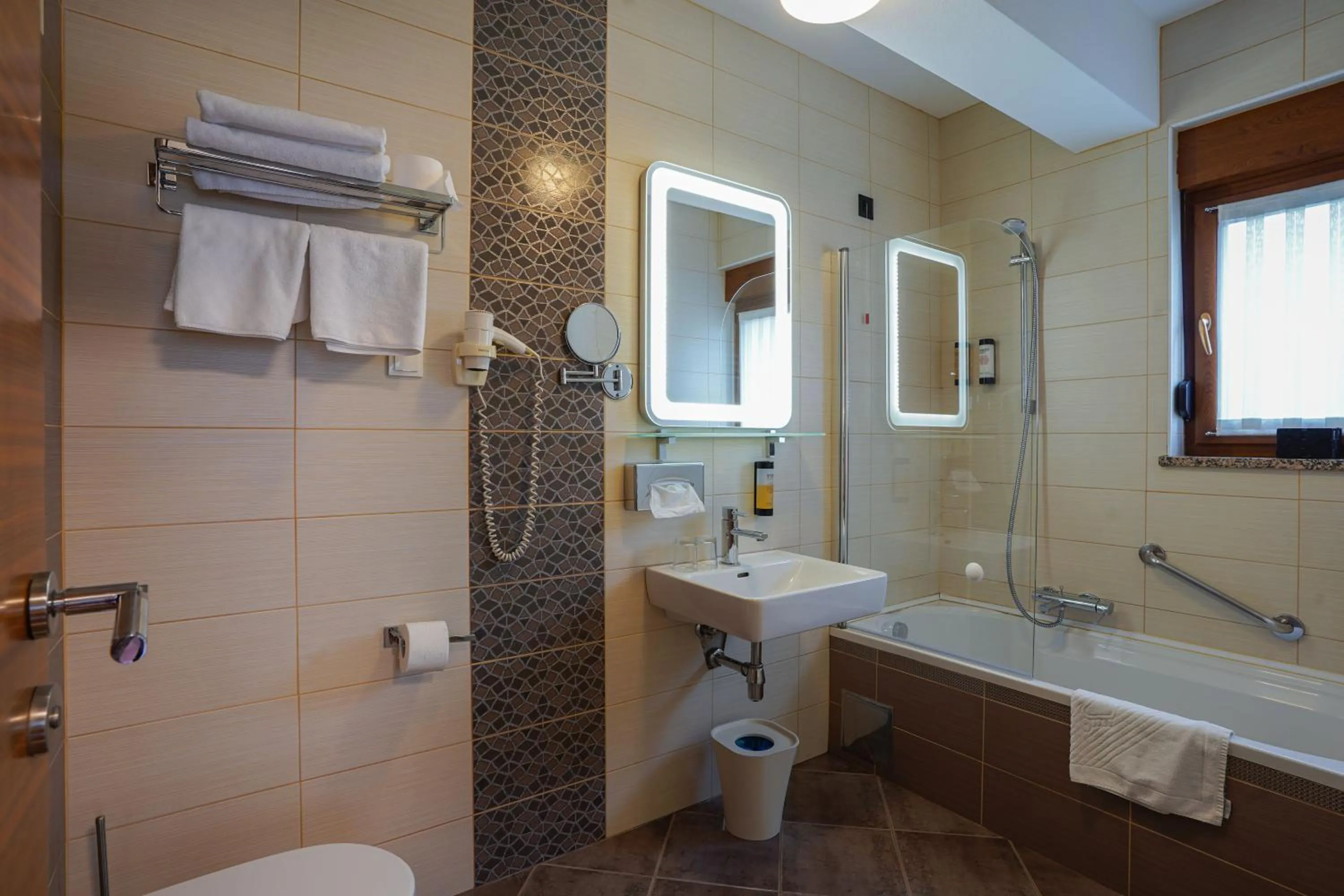 Bath in Hotel Degenija