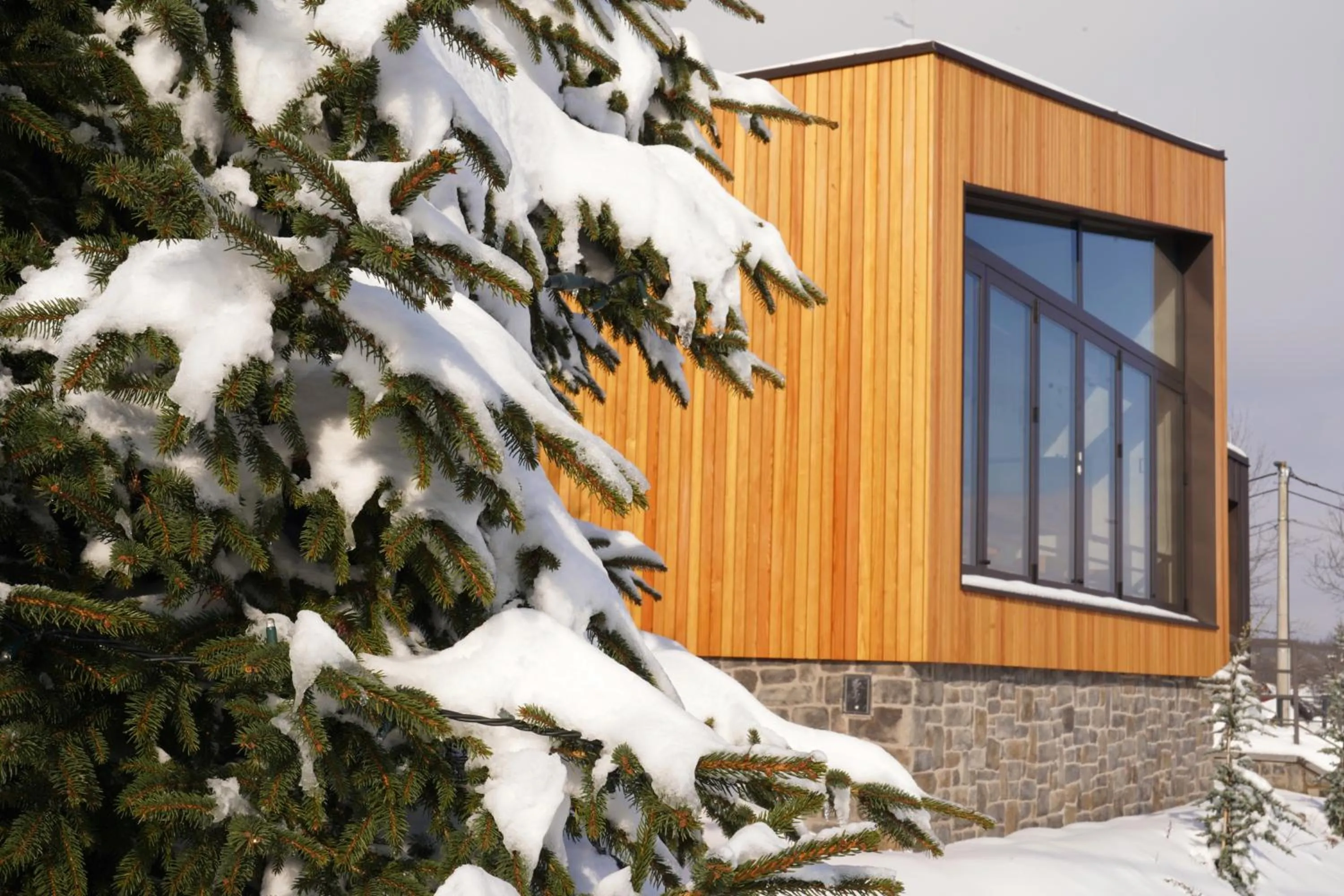 Restaurant/places to eat in Hotel Degenija