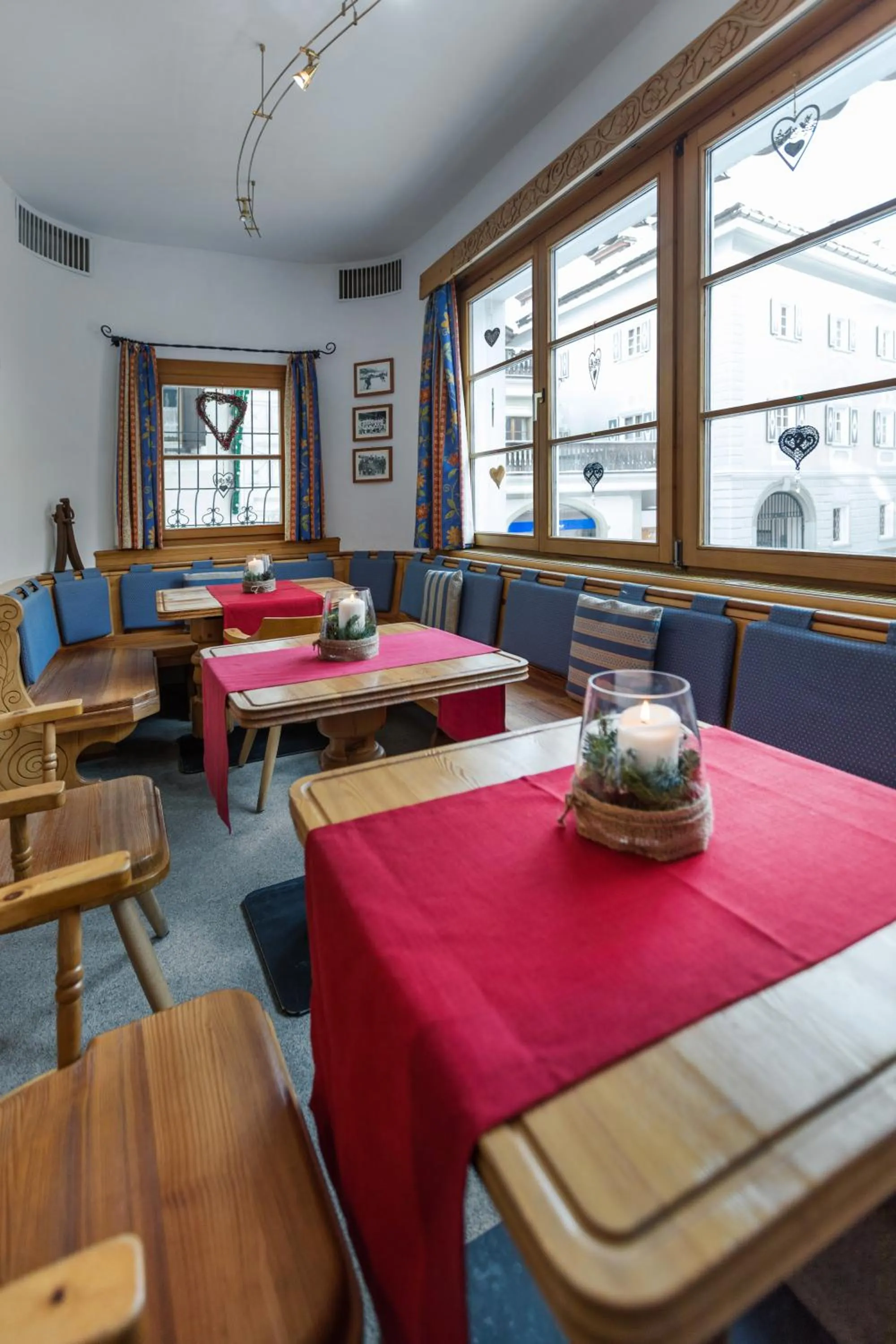 Restaurant/places to eat in Hotel Klarer