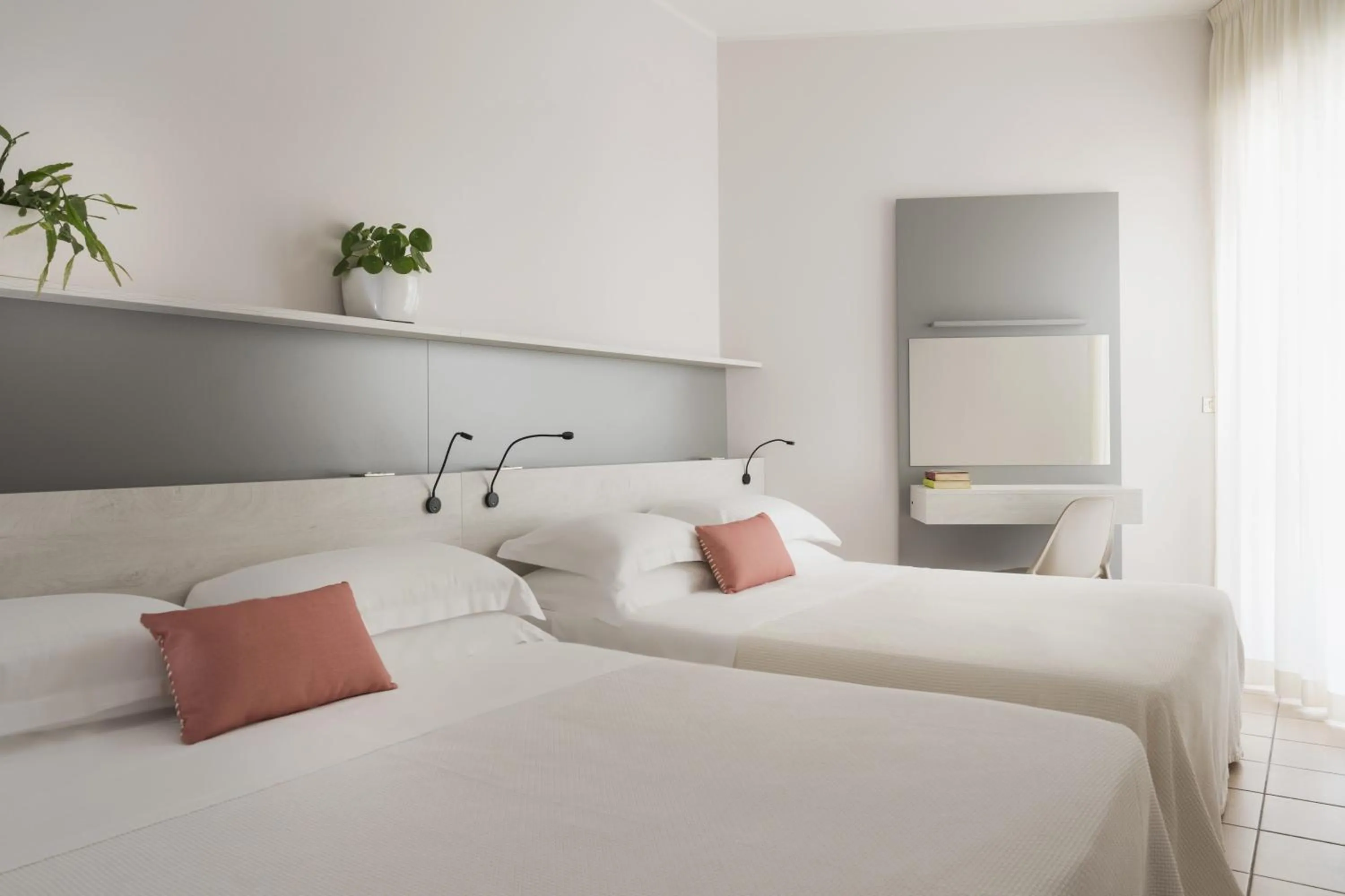 Bed in Hotel Roxy & Beach