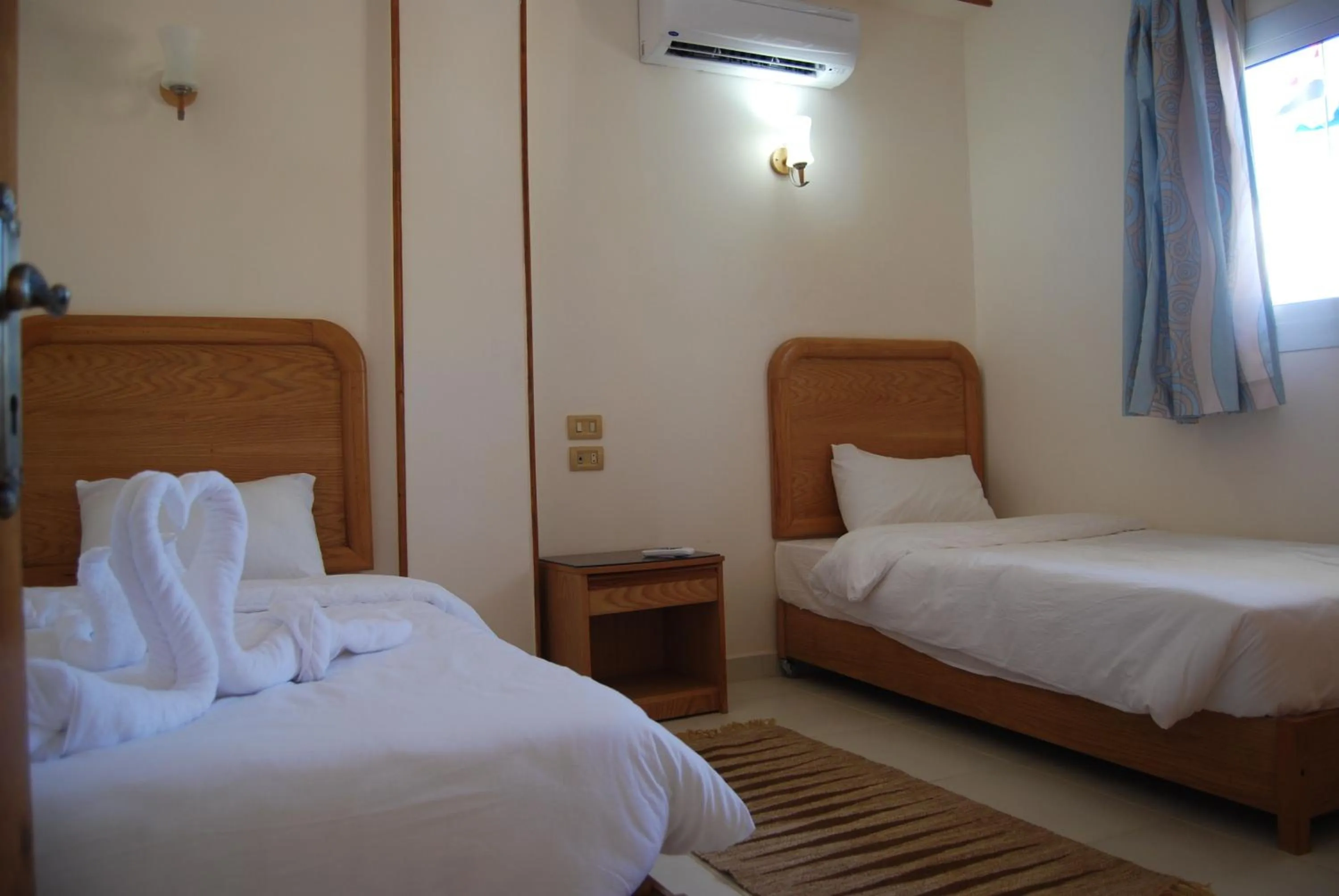 Photo of the whole room, Bed in Acacia Dahab Hotel