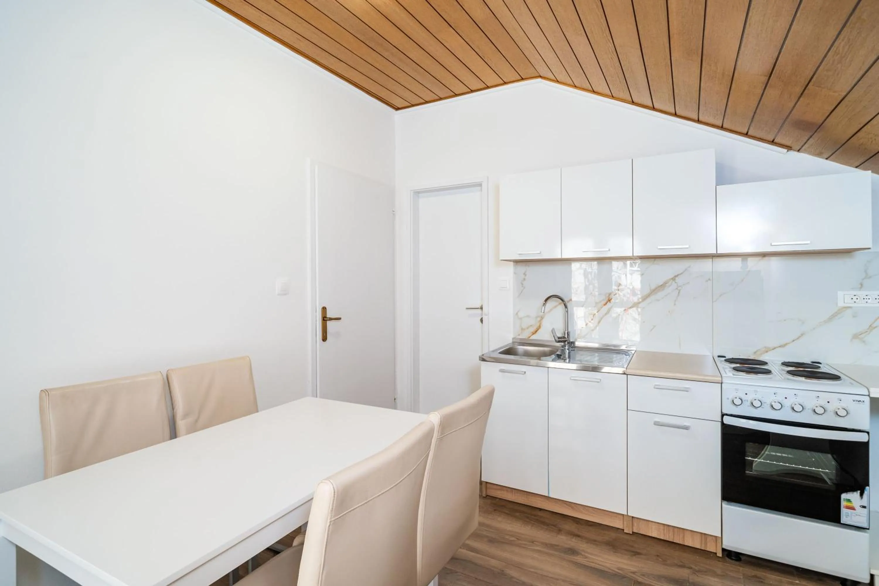 Communal kitchen in Guest House Daniela