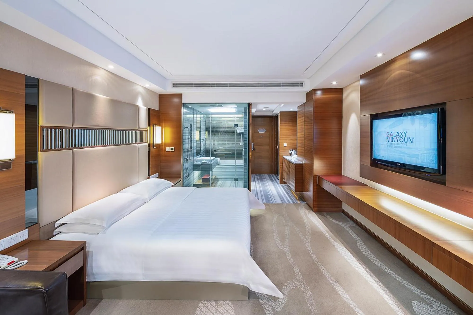 Bed in Galaxy minyoun Chengdu Hotel