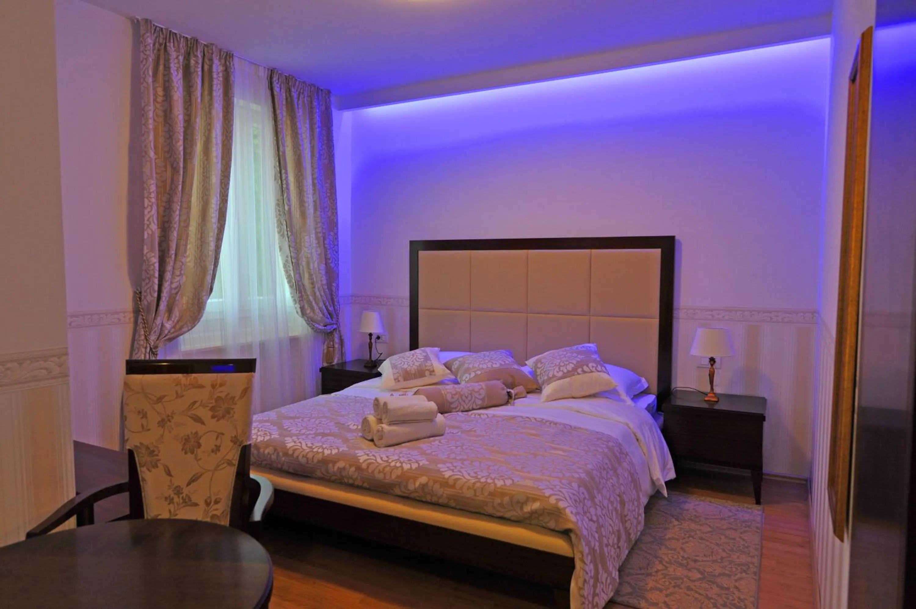 Deluxe Double Room with Terrace in Guesthouse Villa Vice