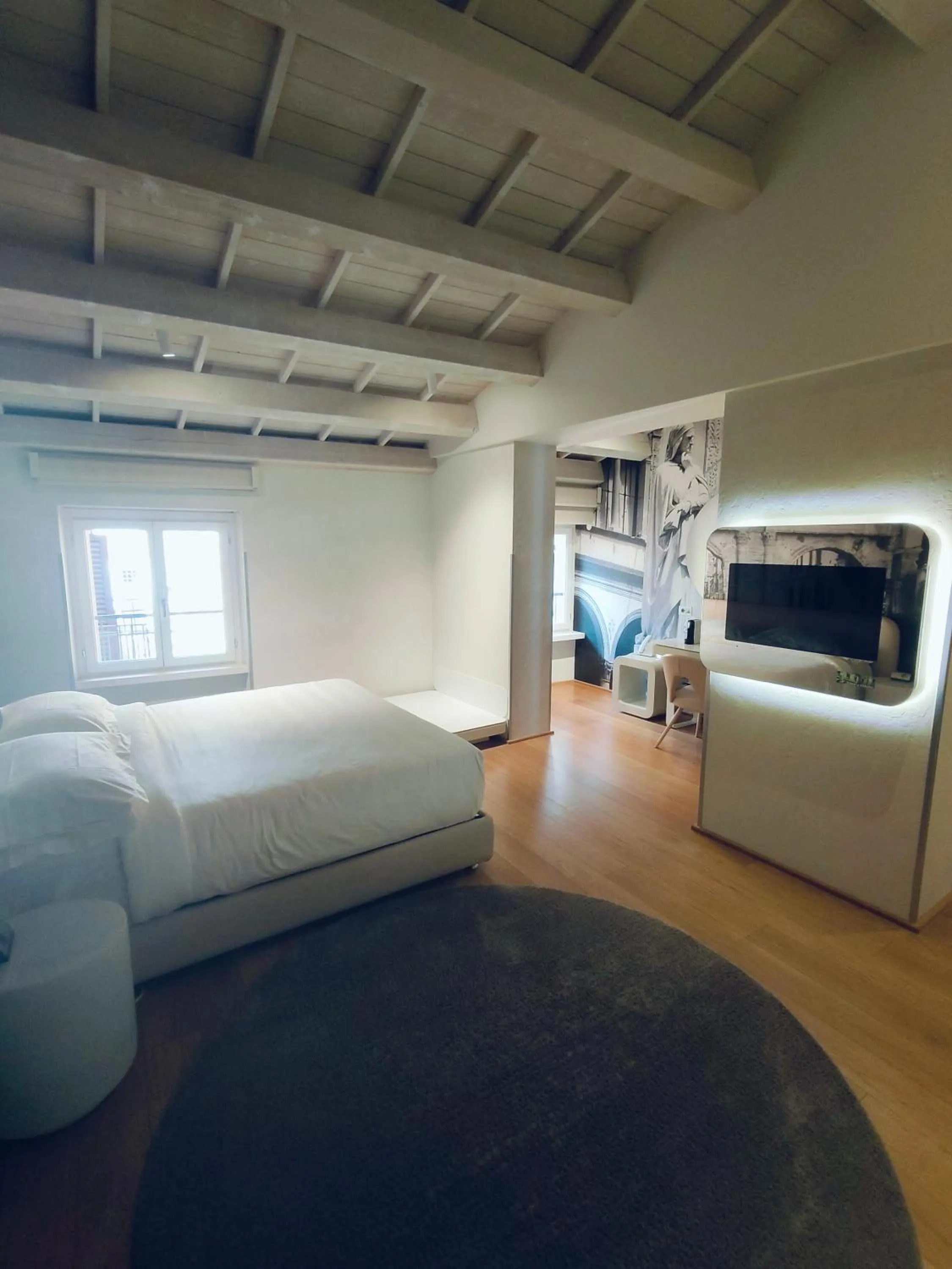 Bedroom, Bed in Lords of Verona Luxury Apartments