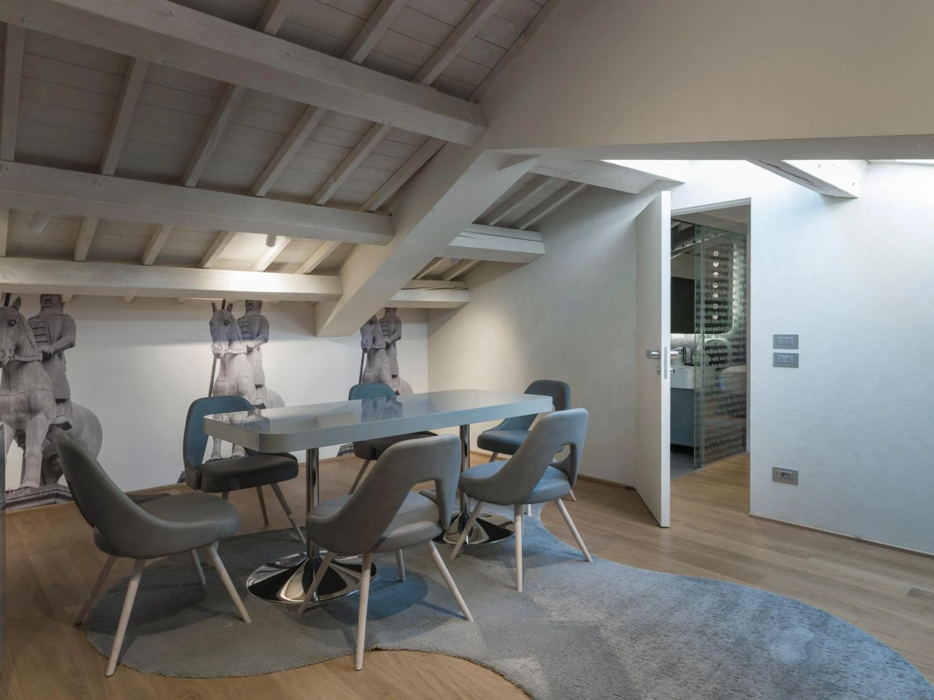 Dining area in Lords of Verona Luxury Apartments