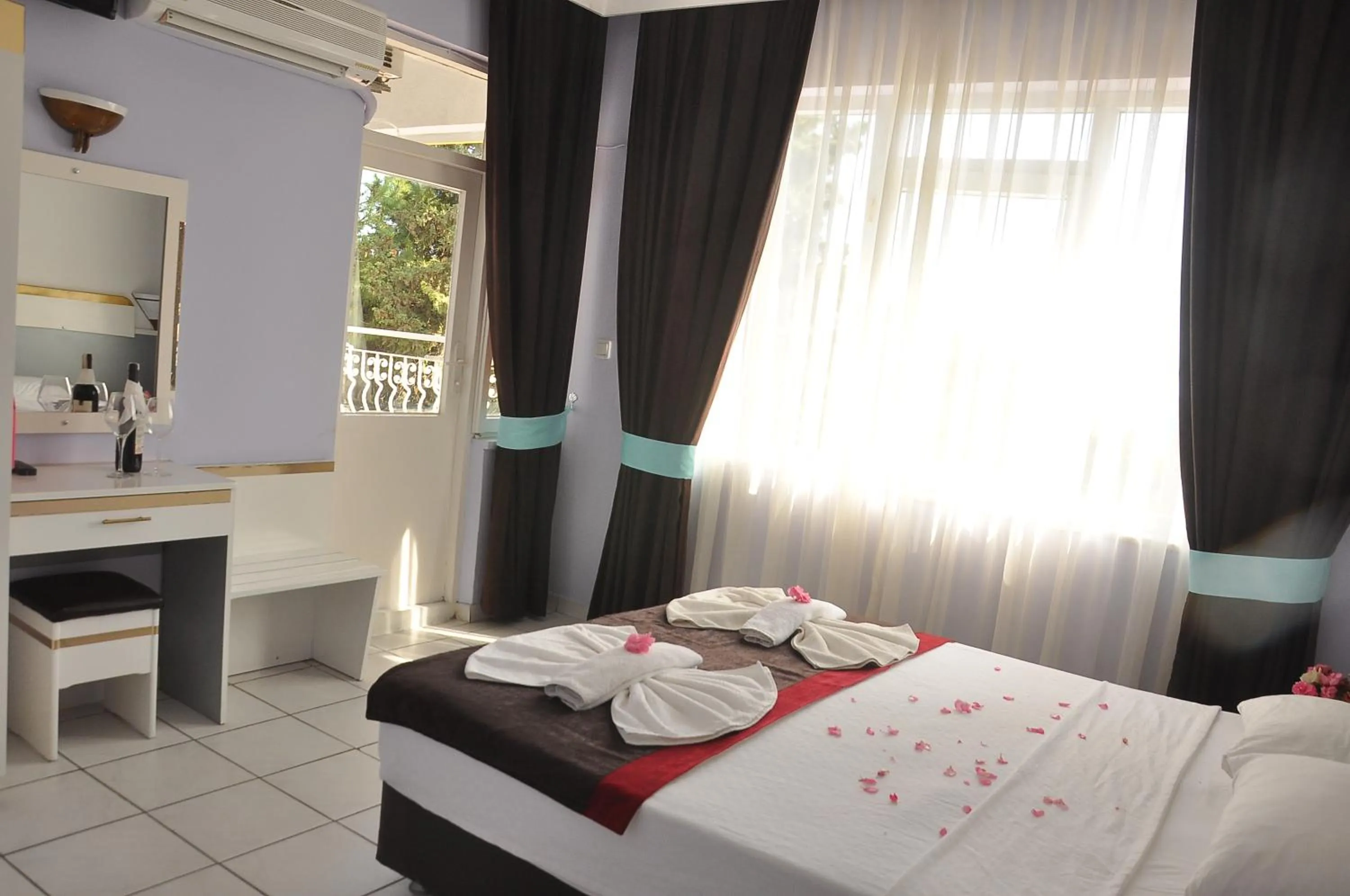 Bed in Resitalya Hotel