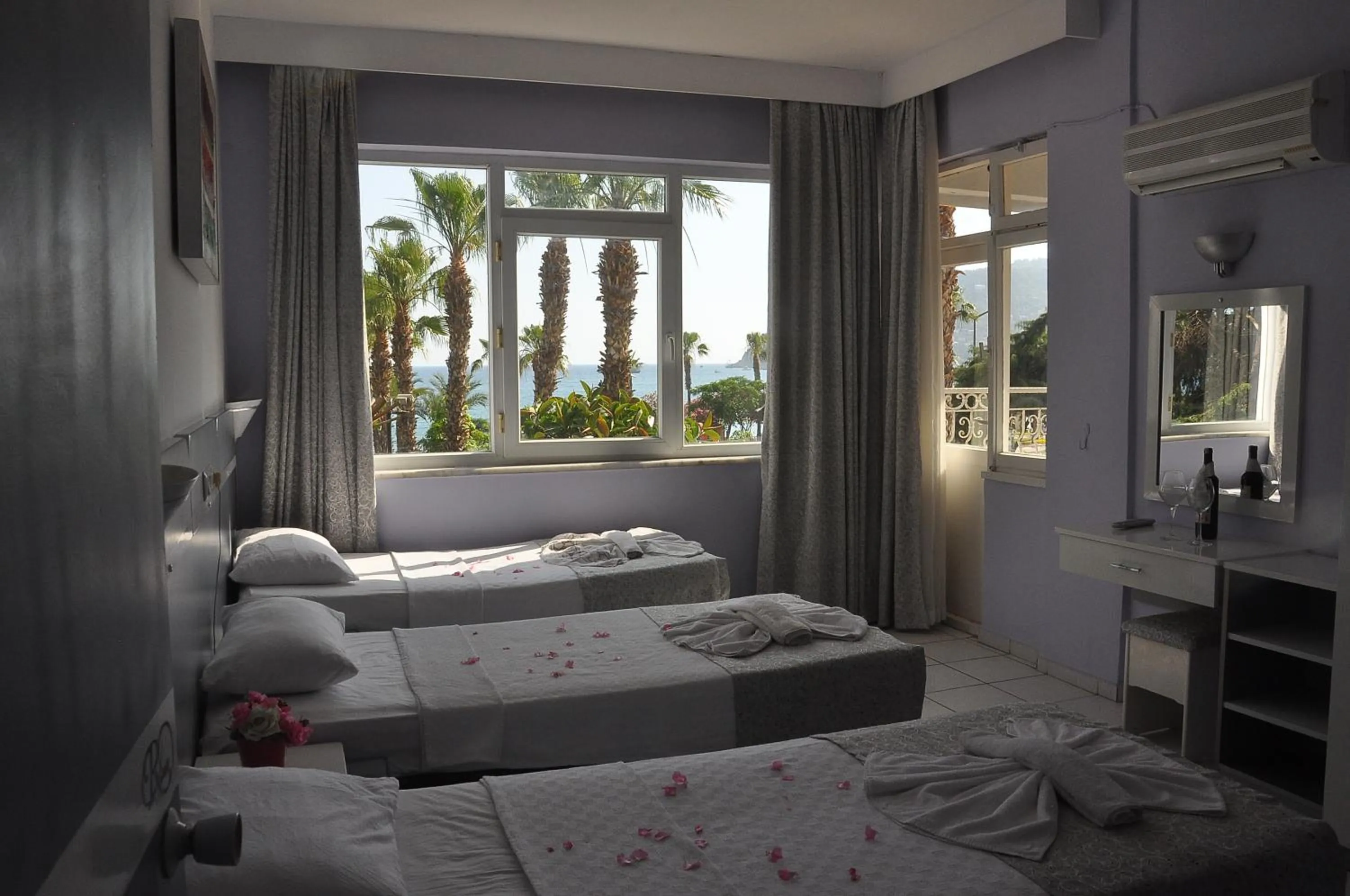 Bed in Resitalya Hotel