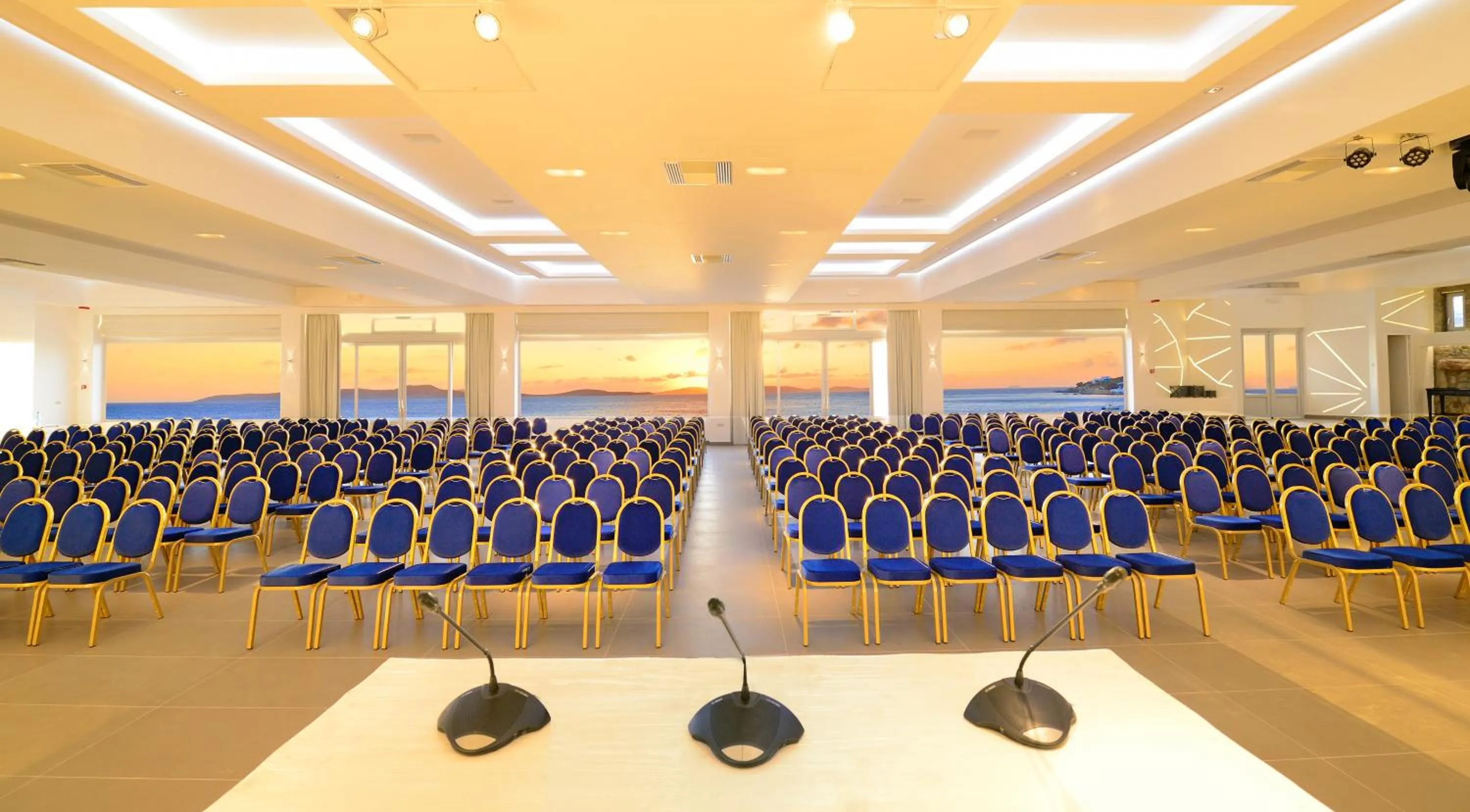Meeting/conference room in Saint John Hotel Villas & Spa