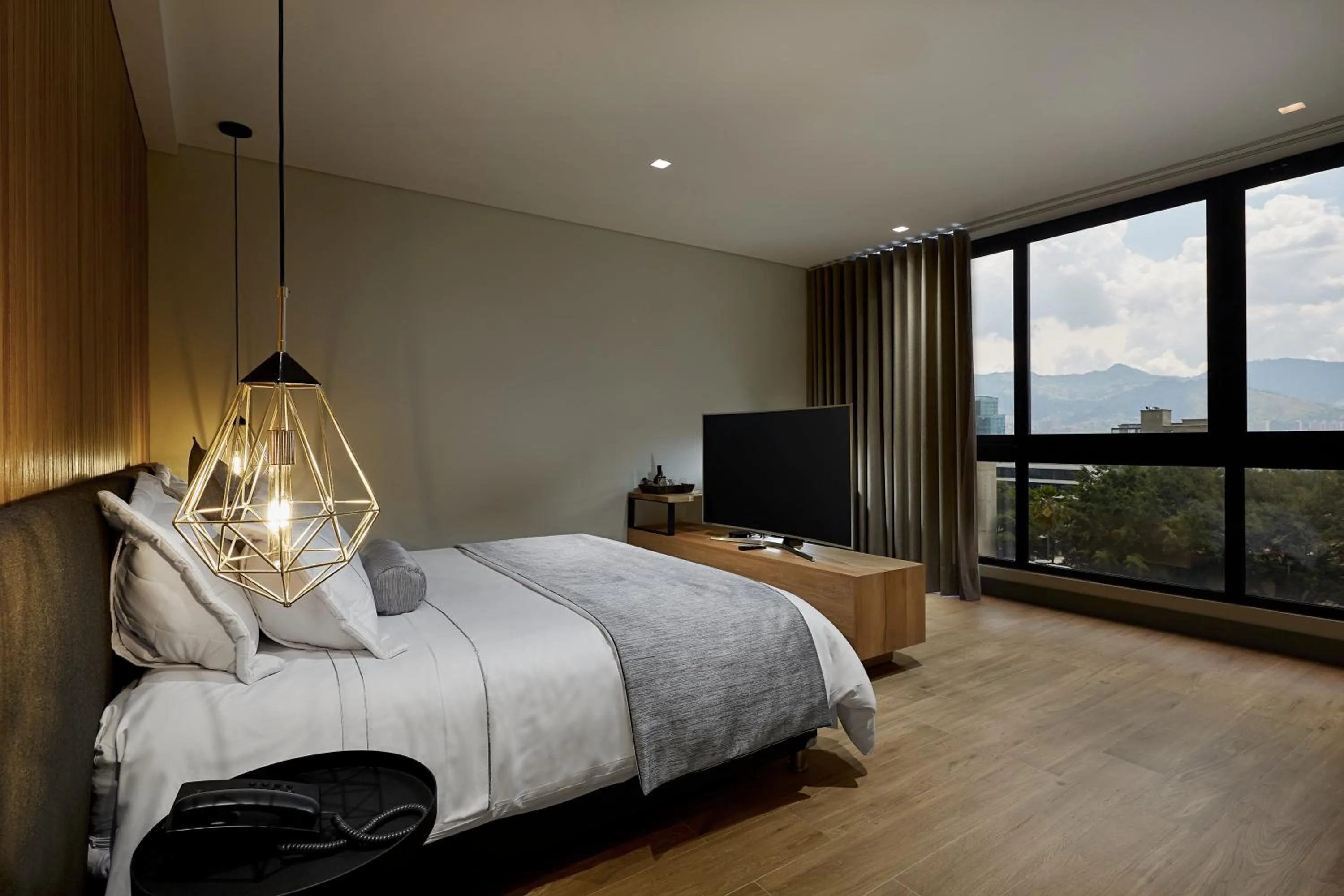 City view, Bed in 14 Urban Hotel