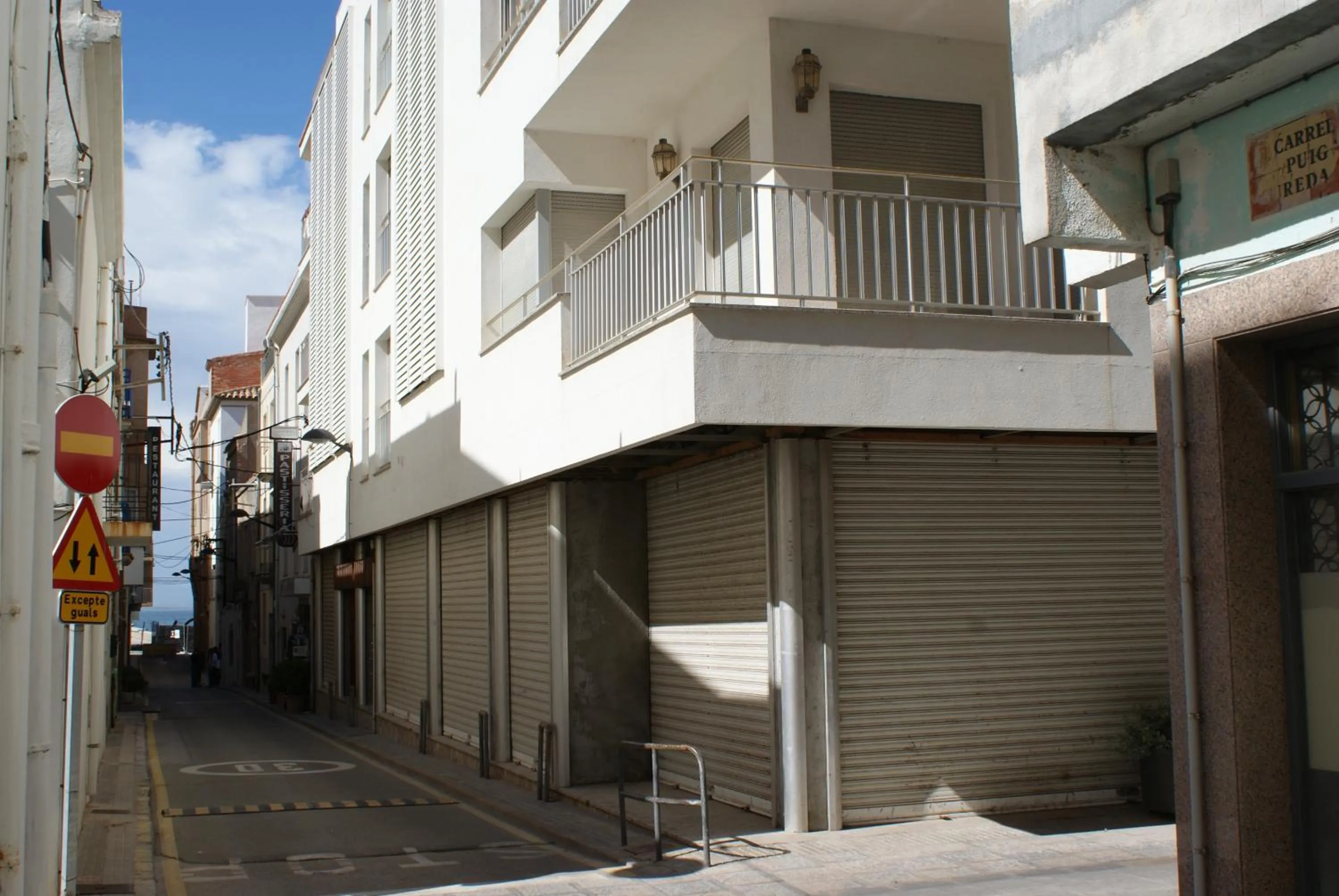 Facade/entrance in Puig Sureda 13 1C