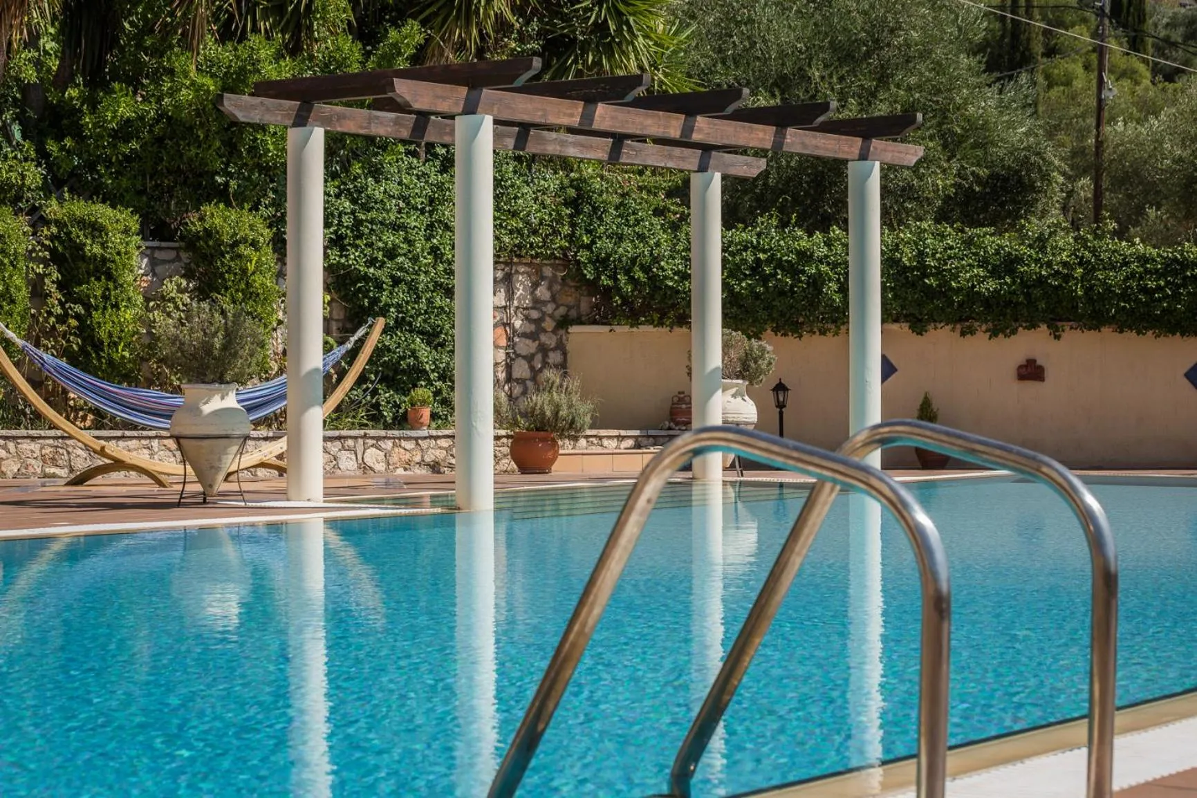 Swimming pool in Diana Studios