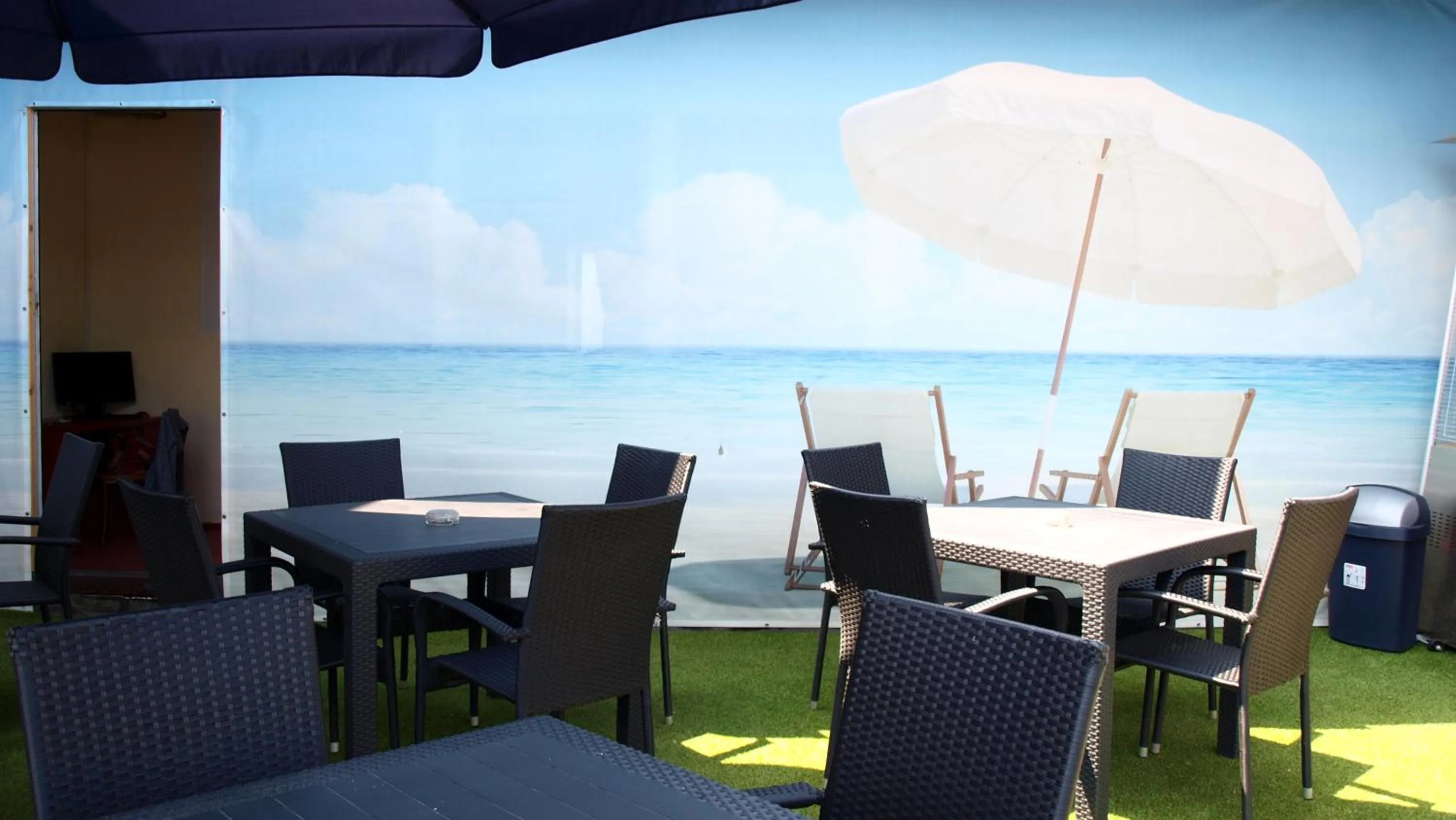 BBQ facilities in Pension Village