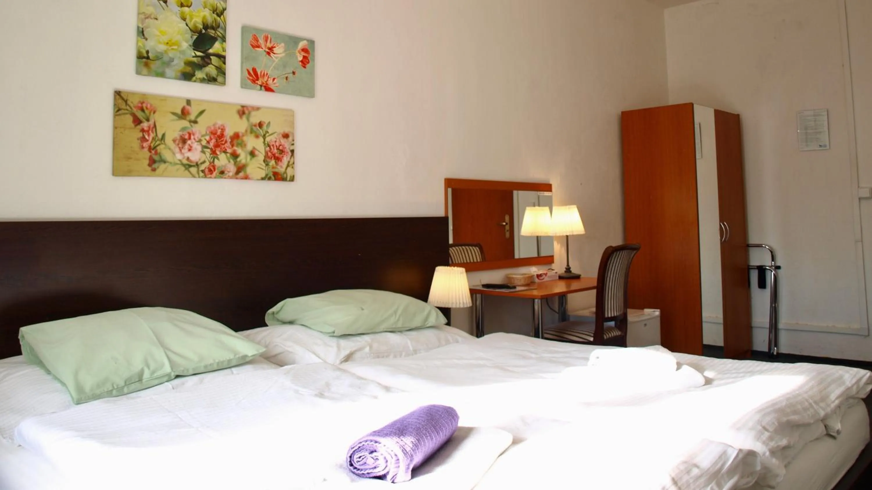 Bed in Pension Village