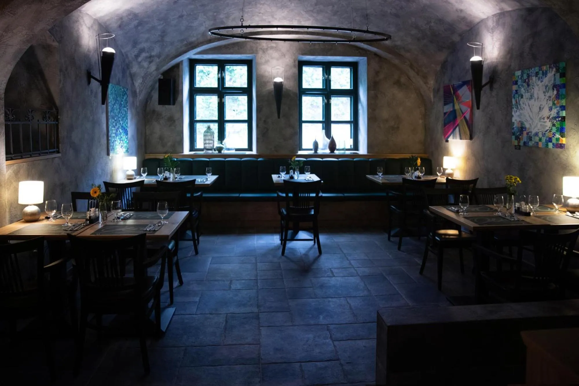 Restaurant/places to eat in Oliva Hotel