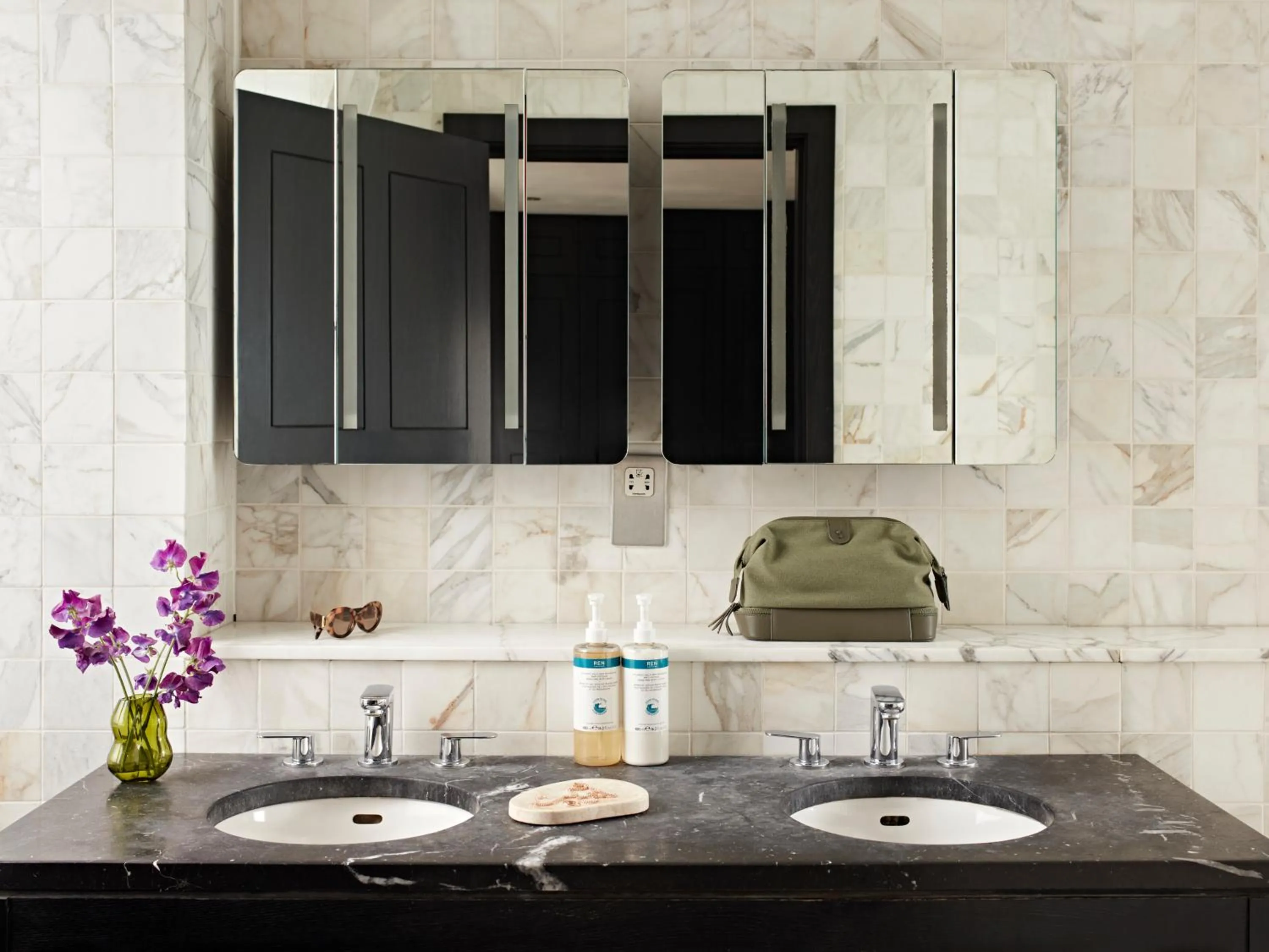 Toilet in Numa London Bloomsbury