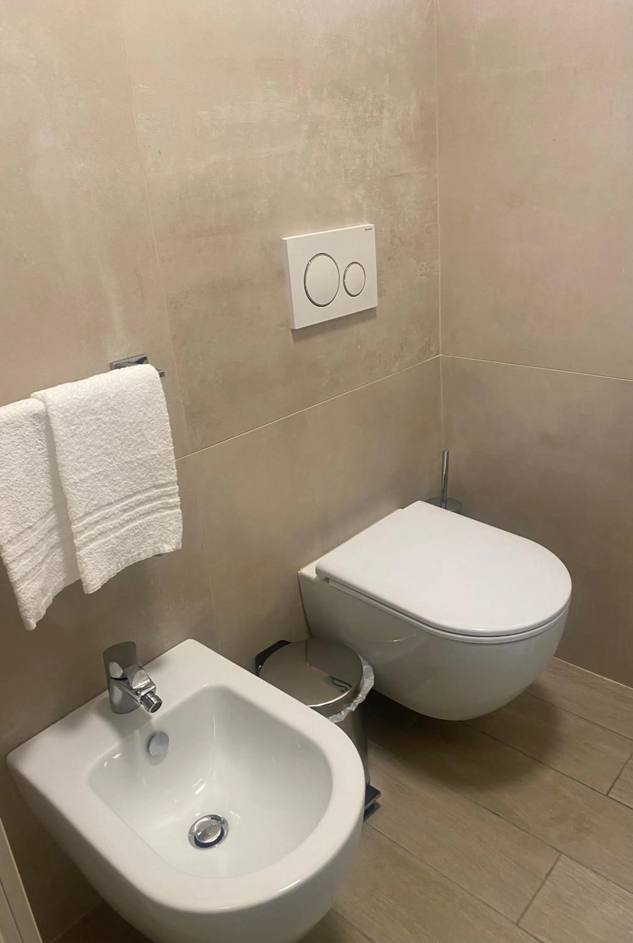 Toilet in Hotel Sayonara