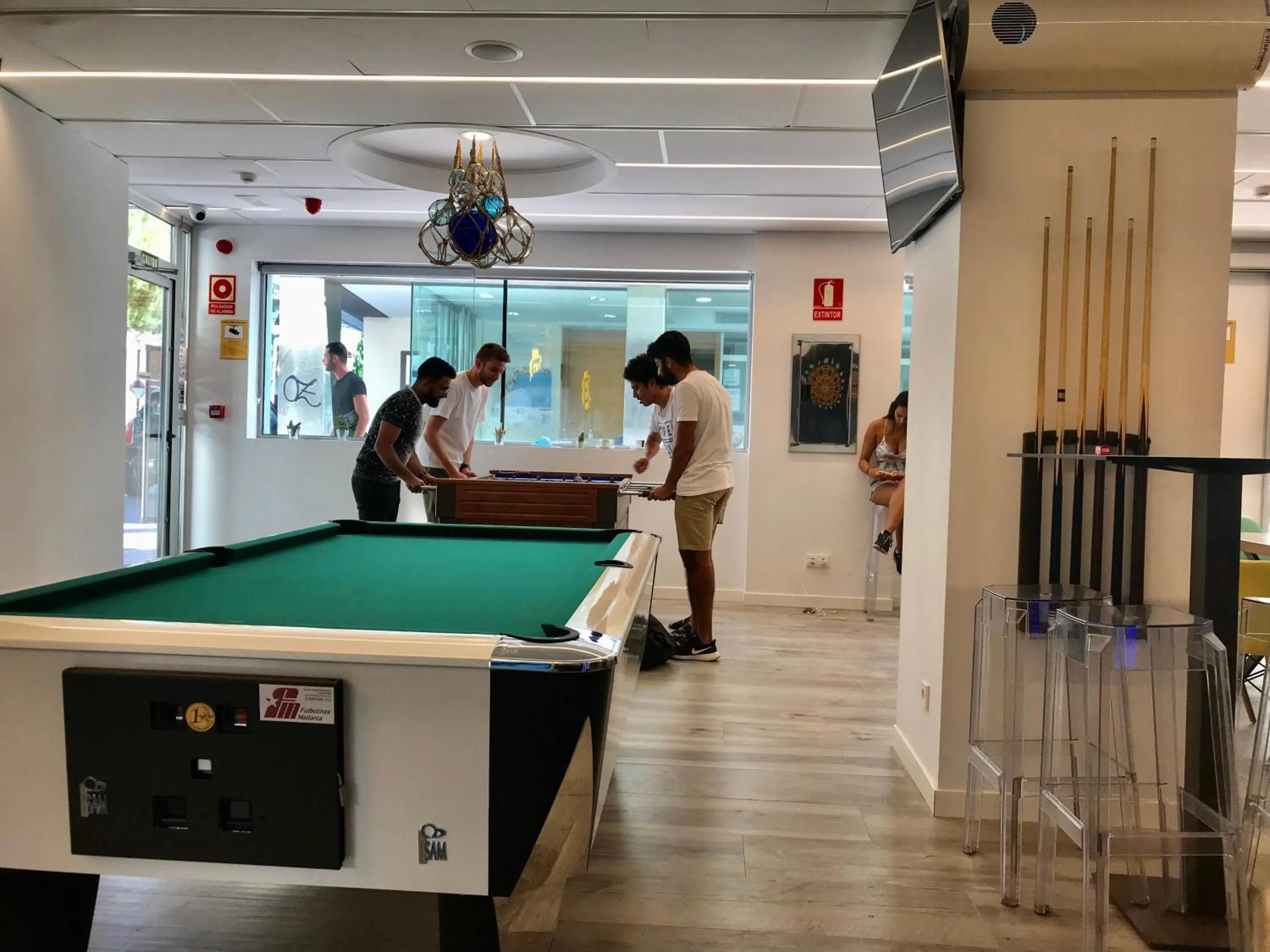 Billiard in We Hostel Palma - Albergue