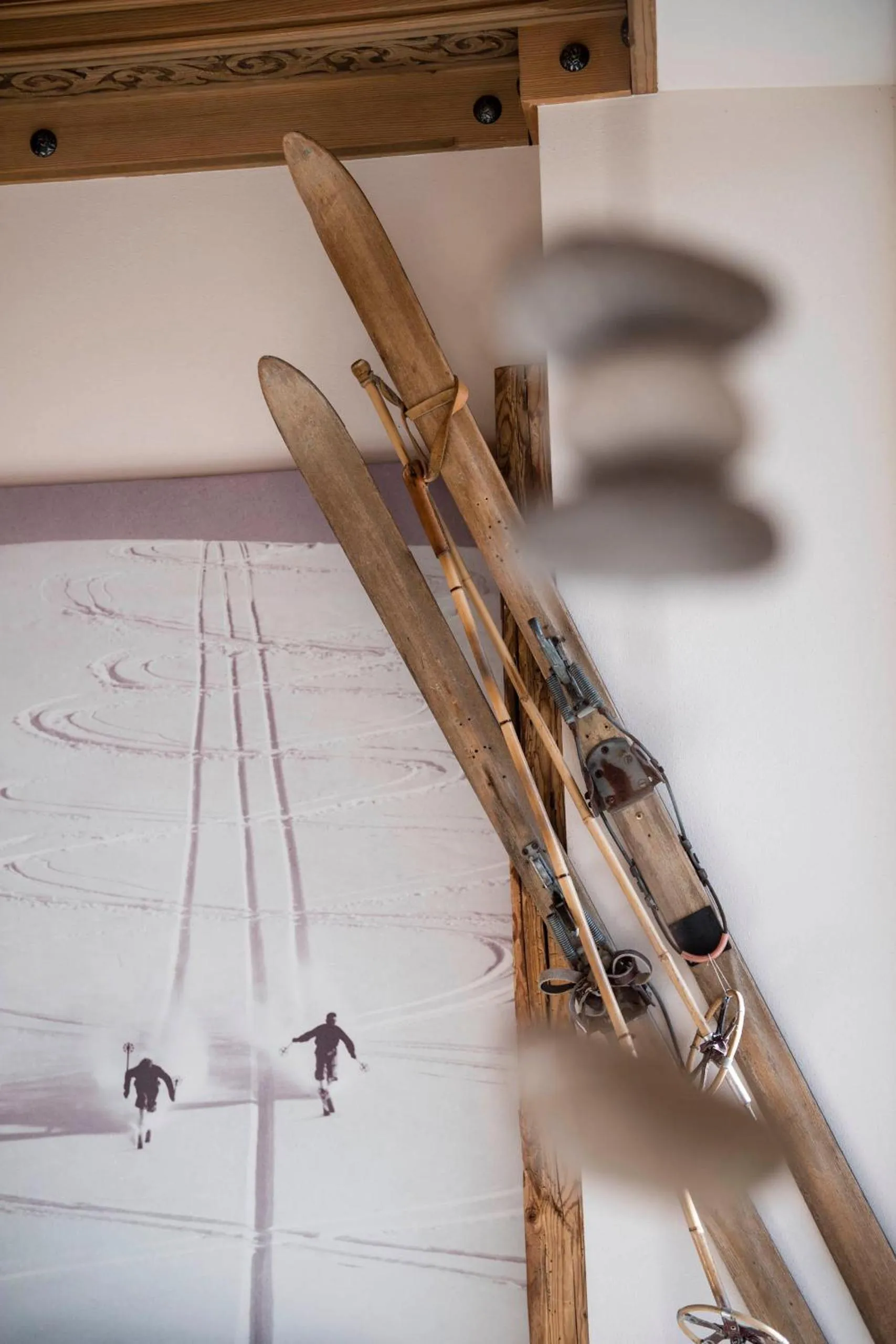 Decorative detail in Rainell Dolomites Retreat