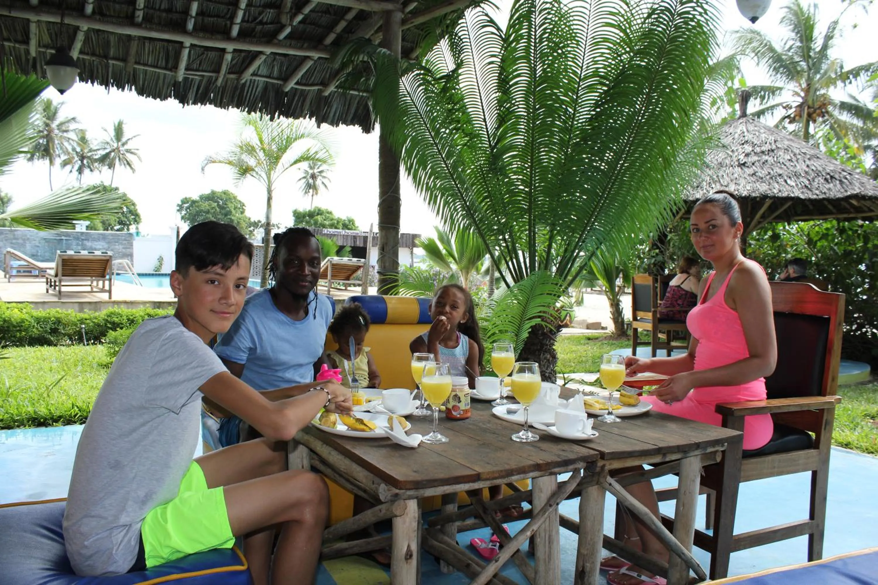 Restaurant/places to eat in Villa Dahl Beach Resort