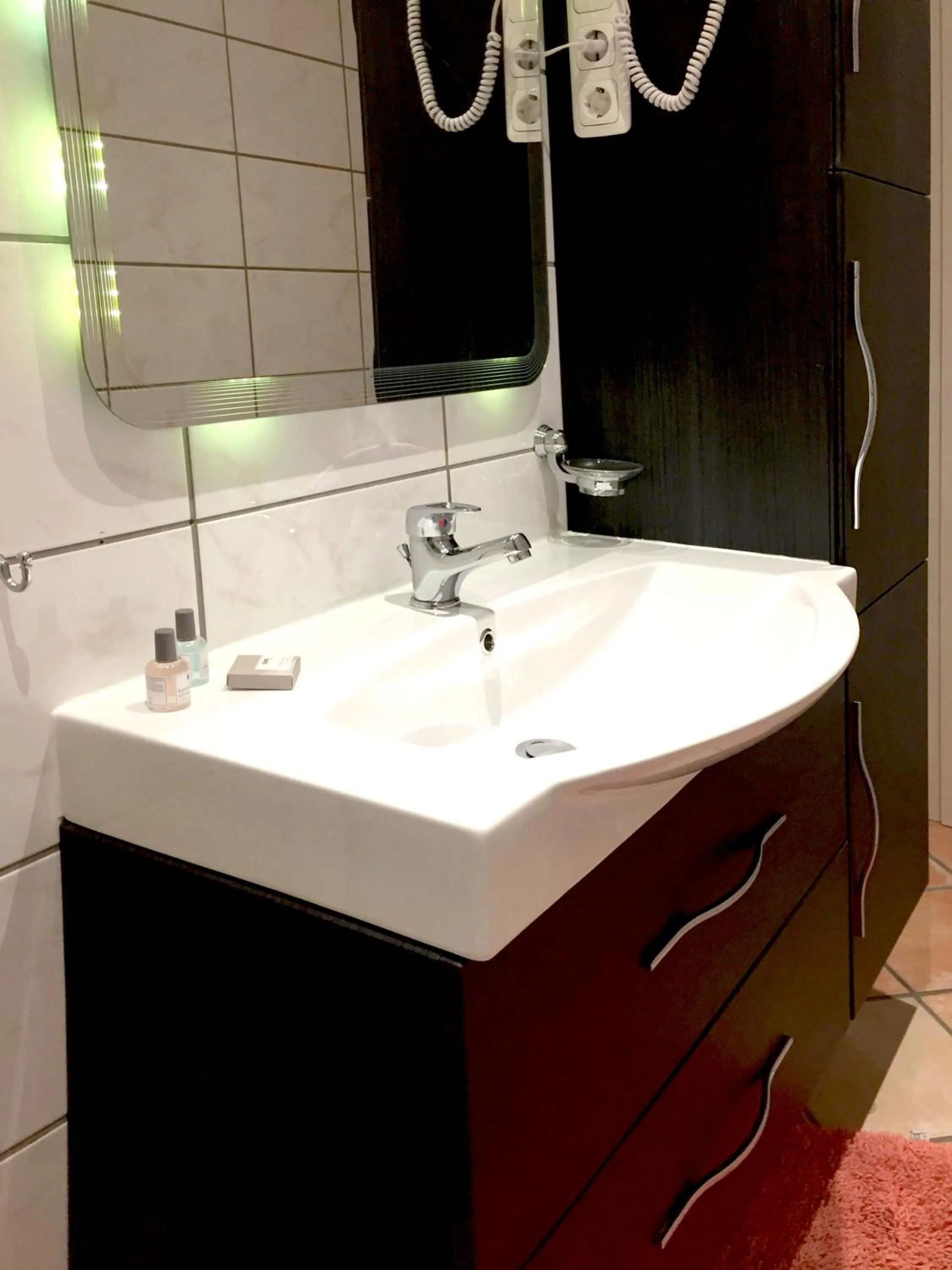 Bathroom in Wilsmann Apartmentvermietung