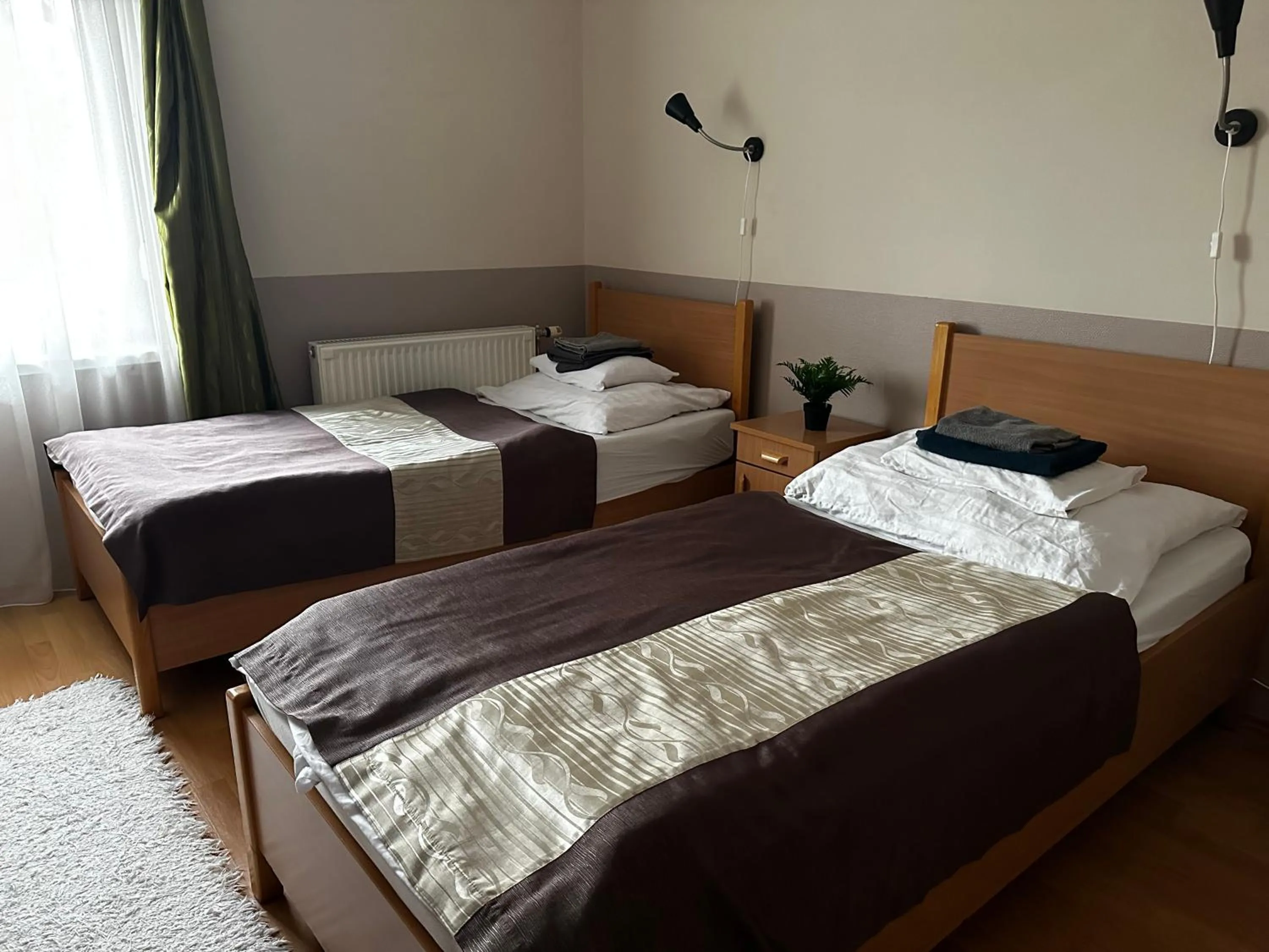 Bed in Gyarmati Panzió & Étterem