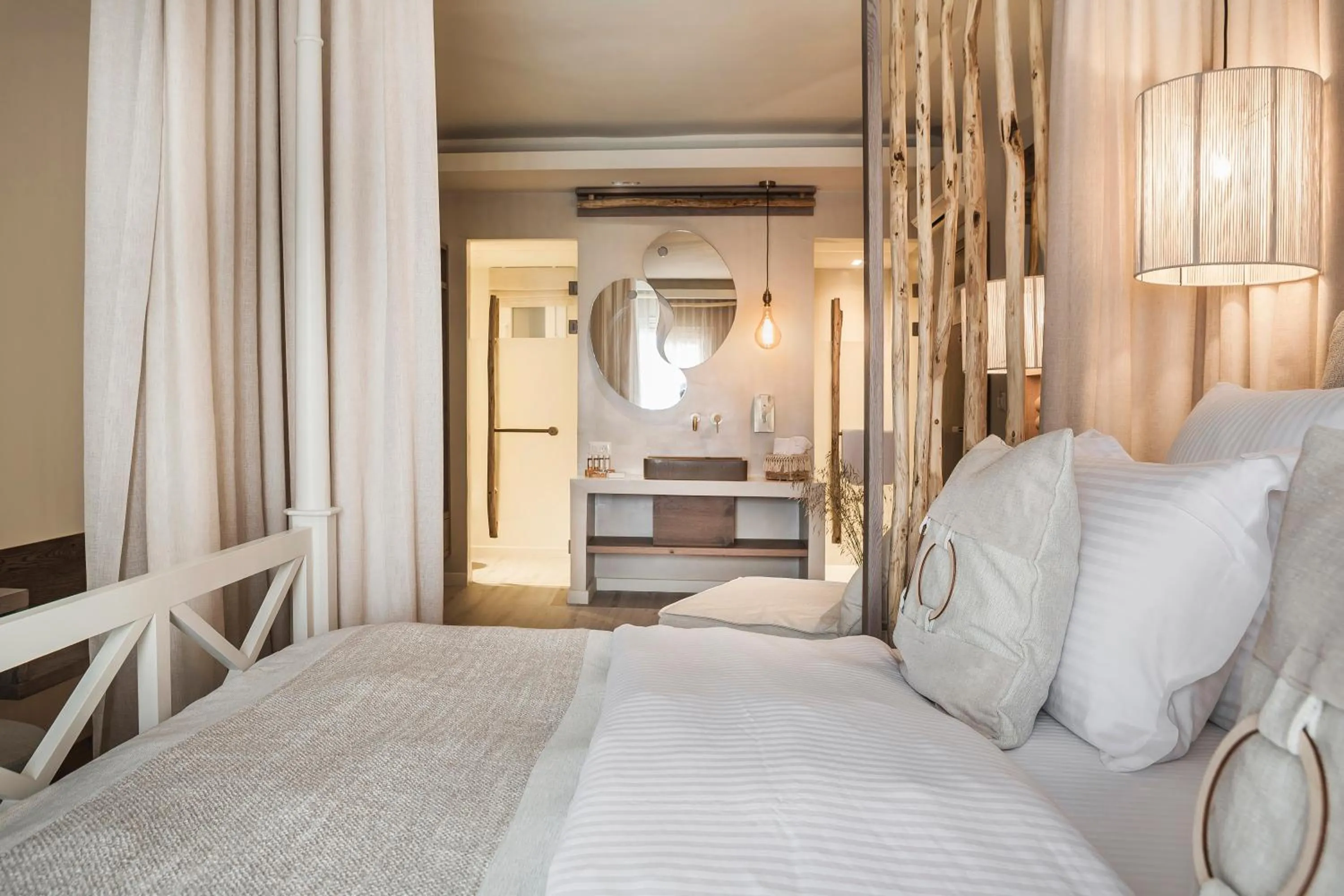 Bedroom, Bed in Palladium Hotel