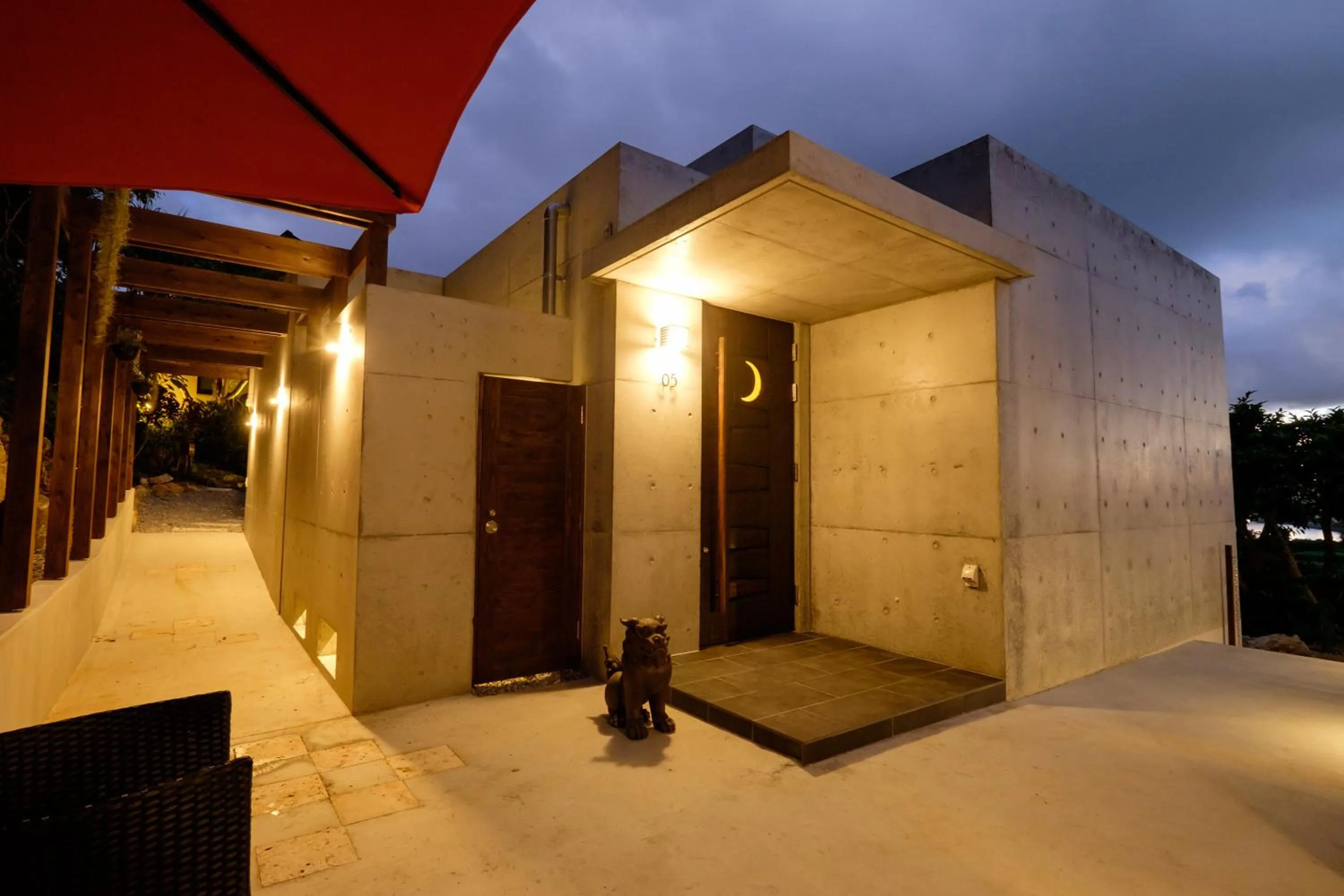 Facade/entrance in Kaiza